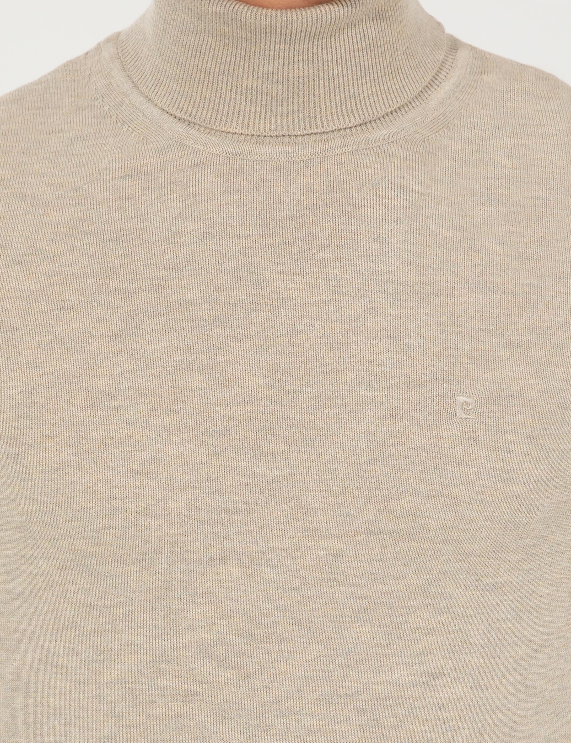 Kum Melanj Slim Fit Balıkçı Yaka Basic Triko Kazak