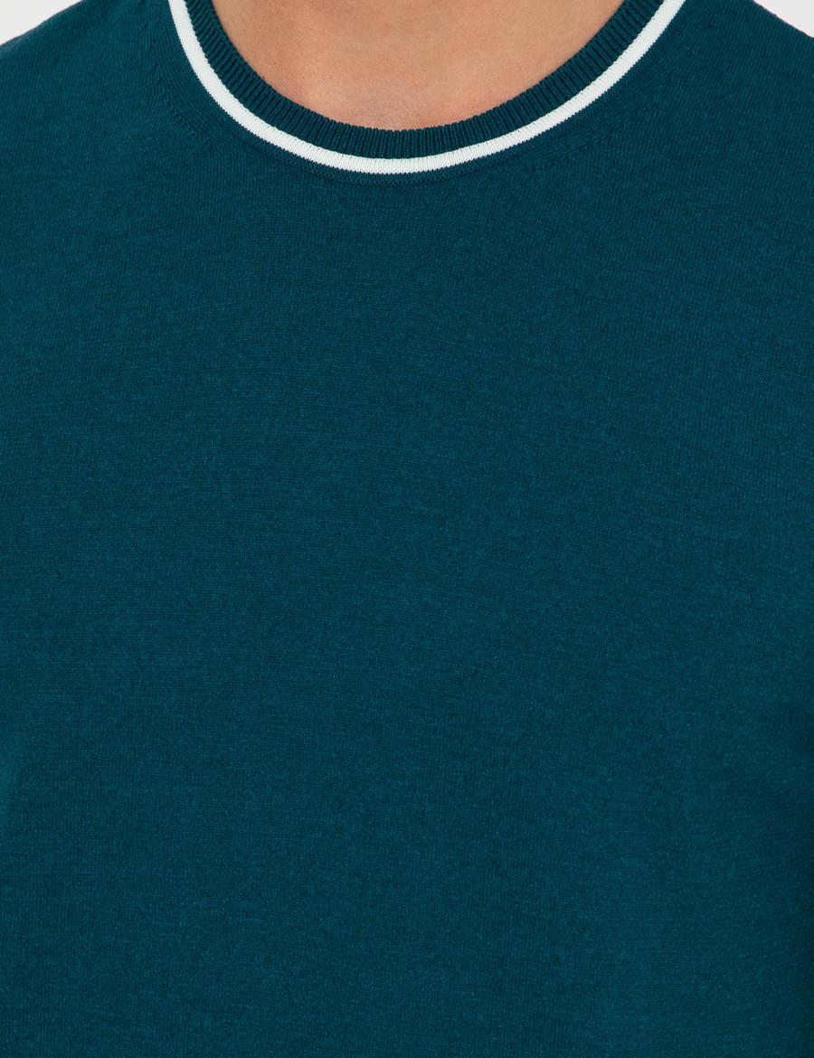 Yeşil Slim Fit Bisiklet Yaka Triko Tişört