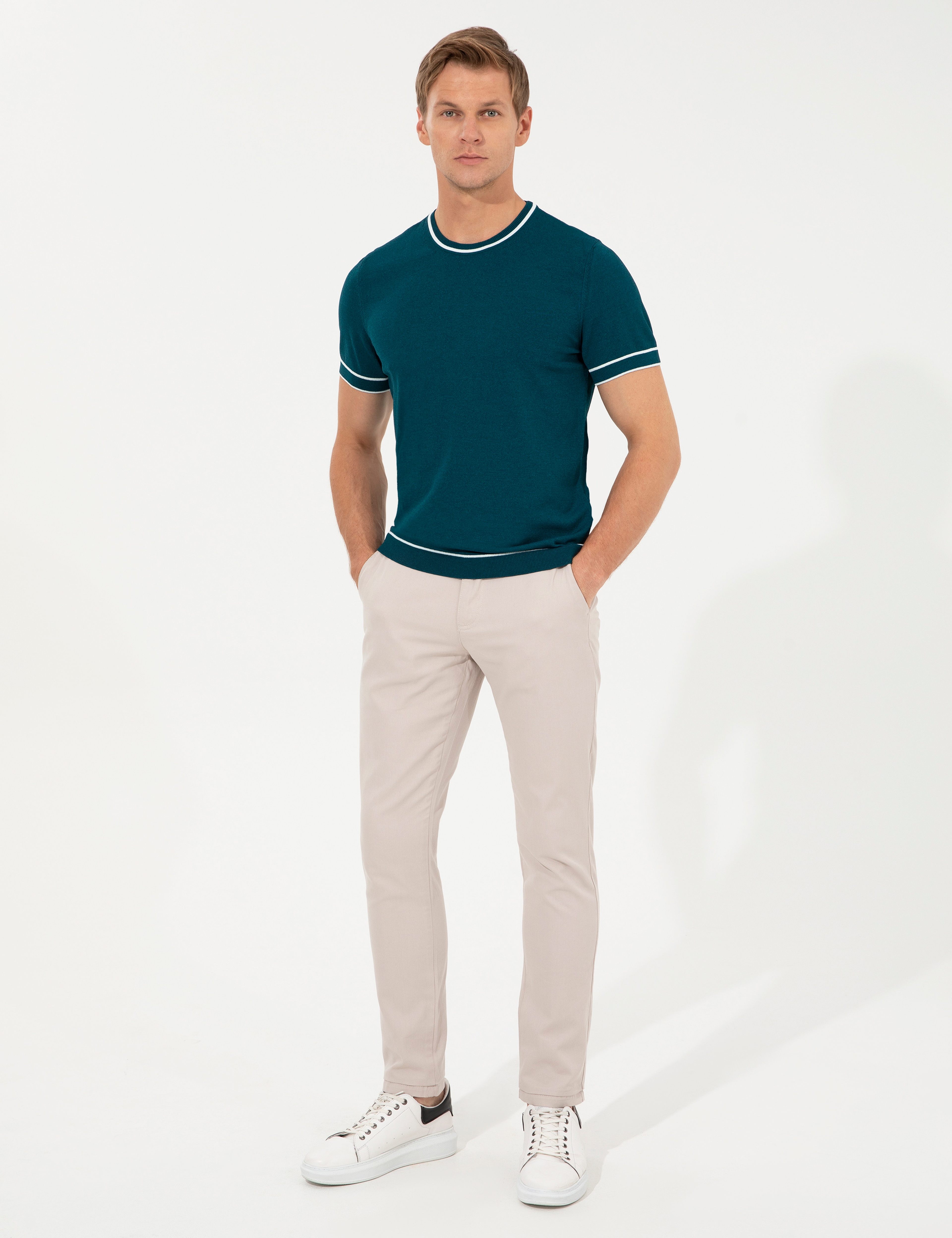 Yeşil Slim Fit Bisiklet Yaka Triko Tişört