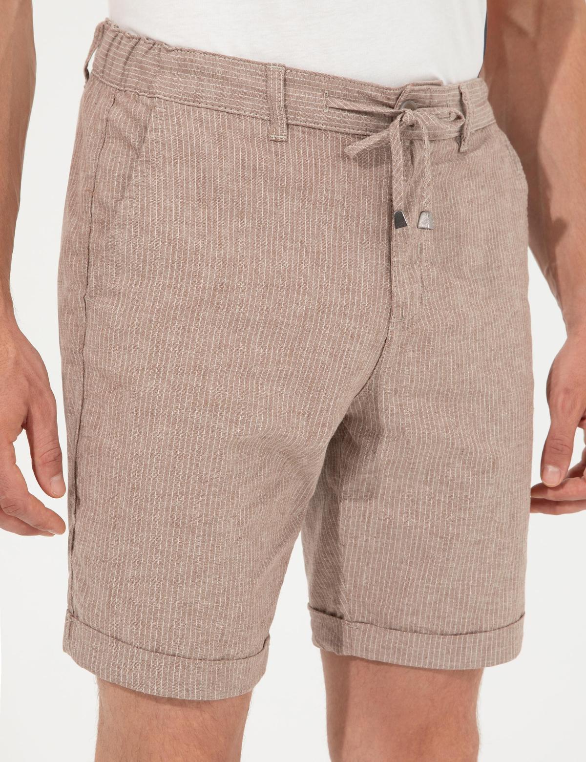 Kahverengi Regular Fit Keten Karışımlı Çizgili Beli Lastikli Bermuda Şort - 50251526015