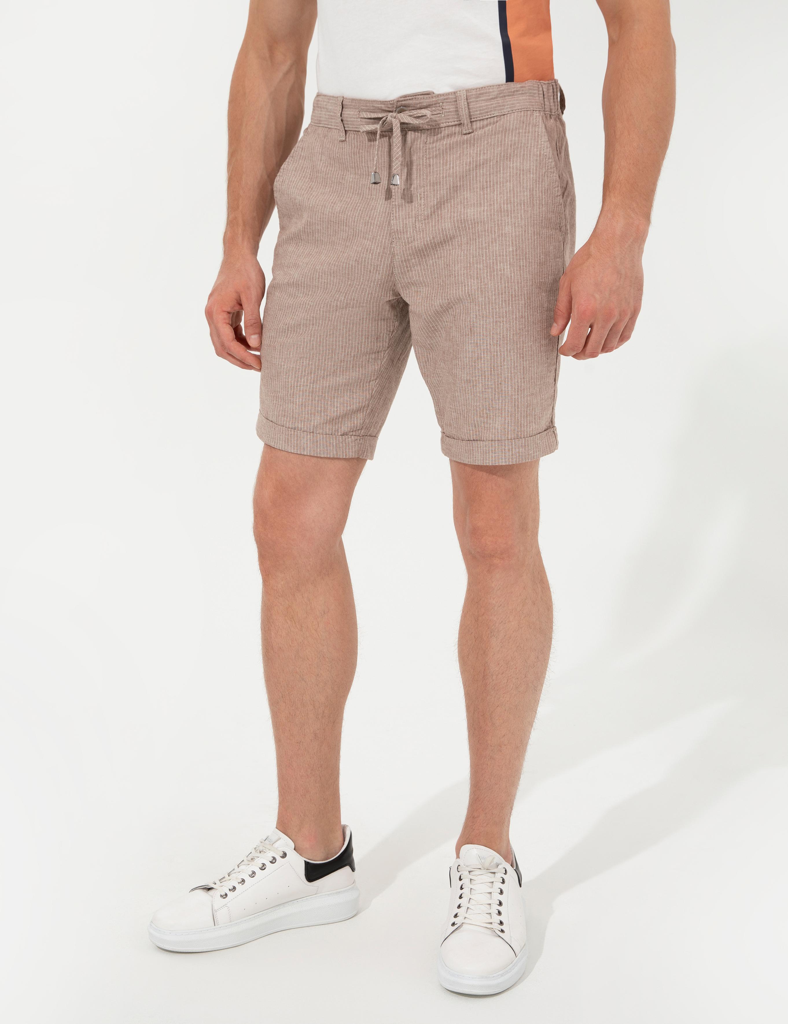 Kahverengi Regular Fit Keten Karışımlı Çizgili Beli Lastikli Bermuda Şort