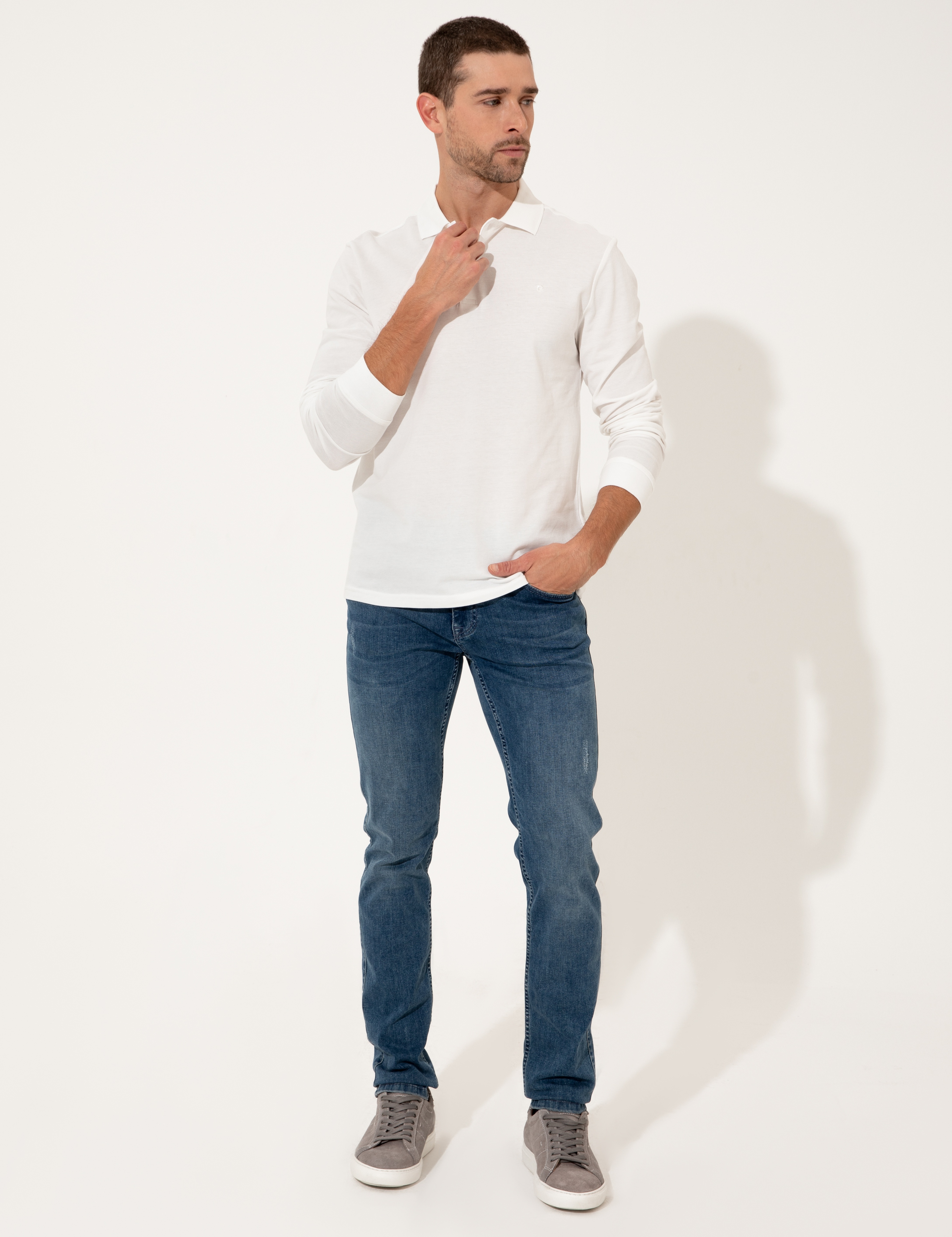 Ekru Slim Fit Sweatshirt - Image 5