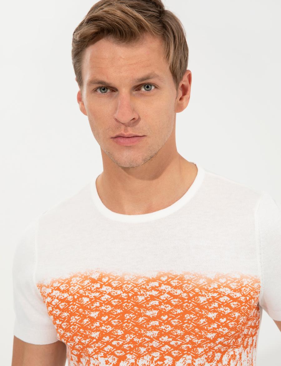 Ekru Slim Fit Bisiklet Yaka Triko Tişört