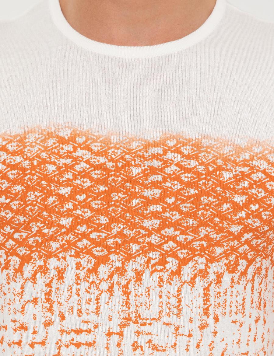 Ekru Slim Fit Bisiklet Yaka Triko Tişört