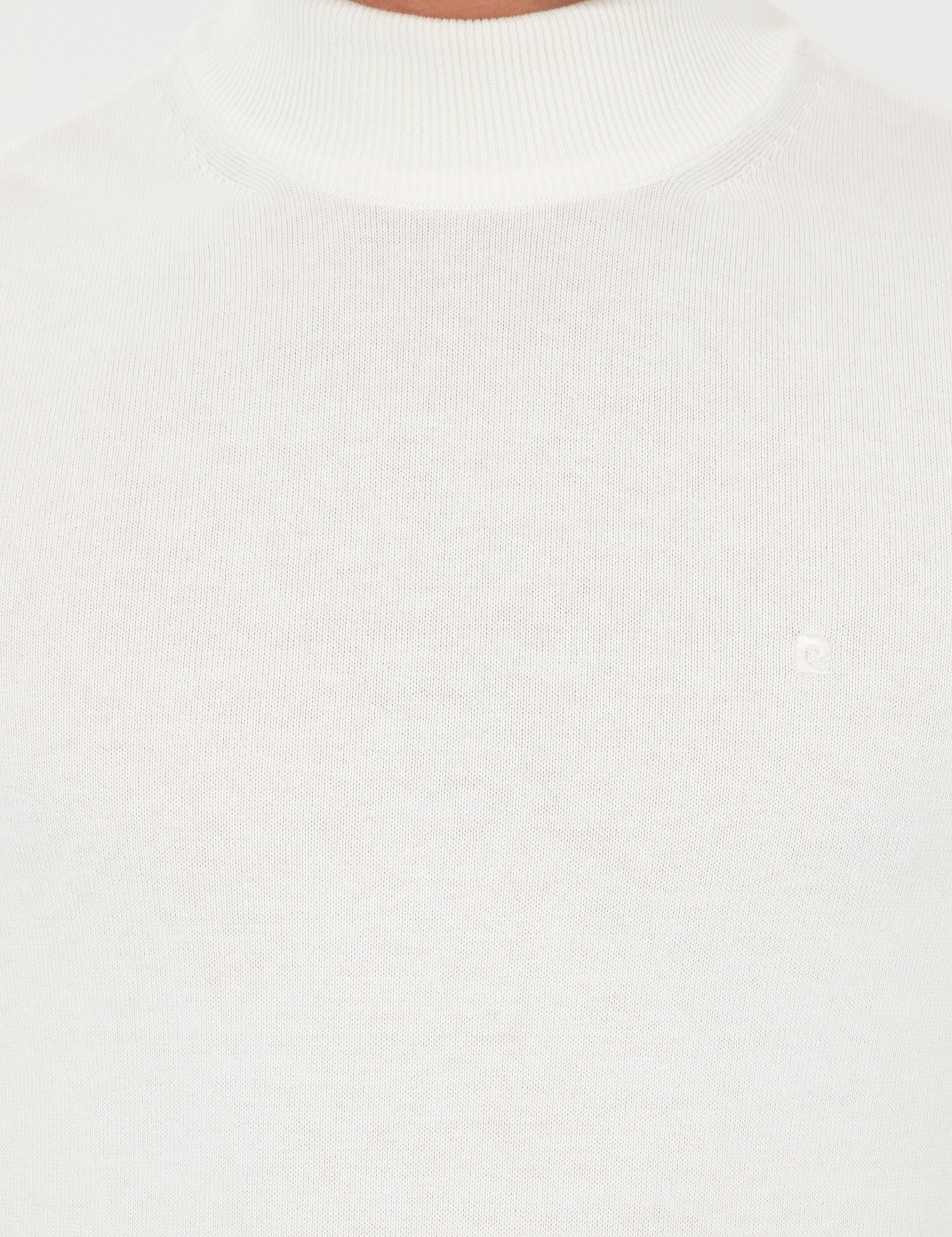 Ekru Slim Fit Yarım Balıkçı Yaka Basic Triko Kazak