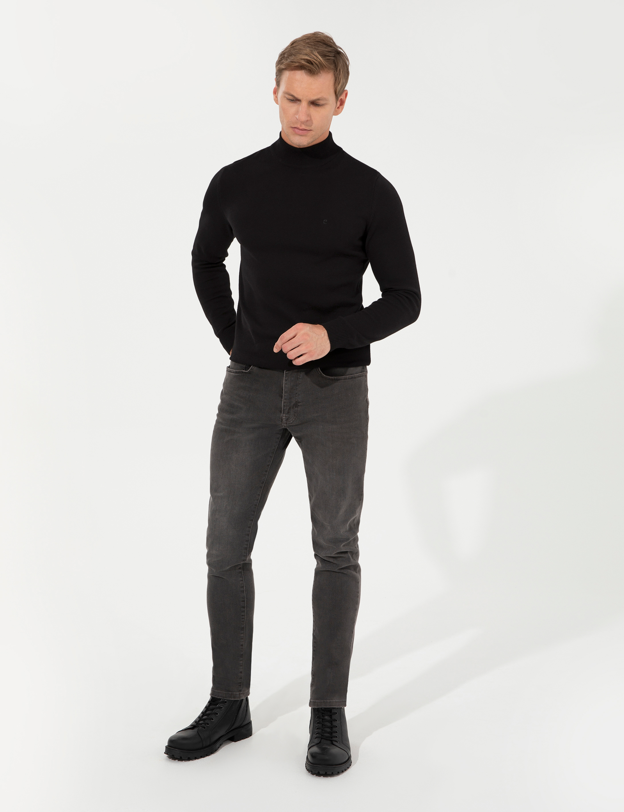 Pierre Cardin Siyah Slim Fit Yarım Balıkçı Yaka Basic Triko Kazak görsel 4