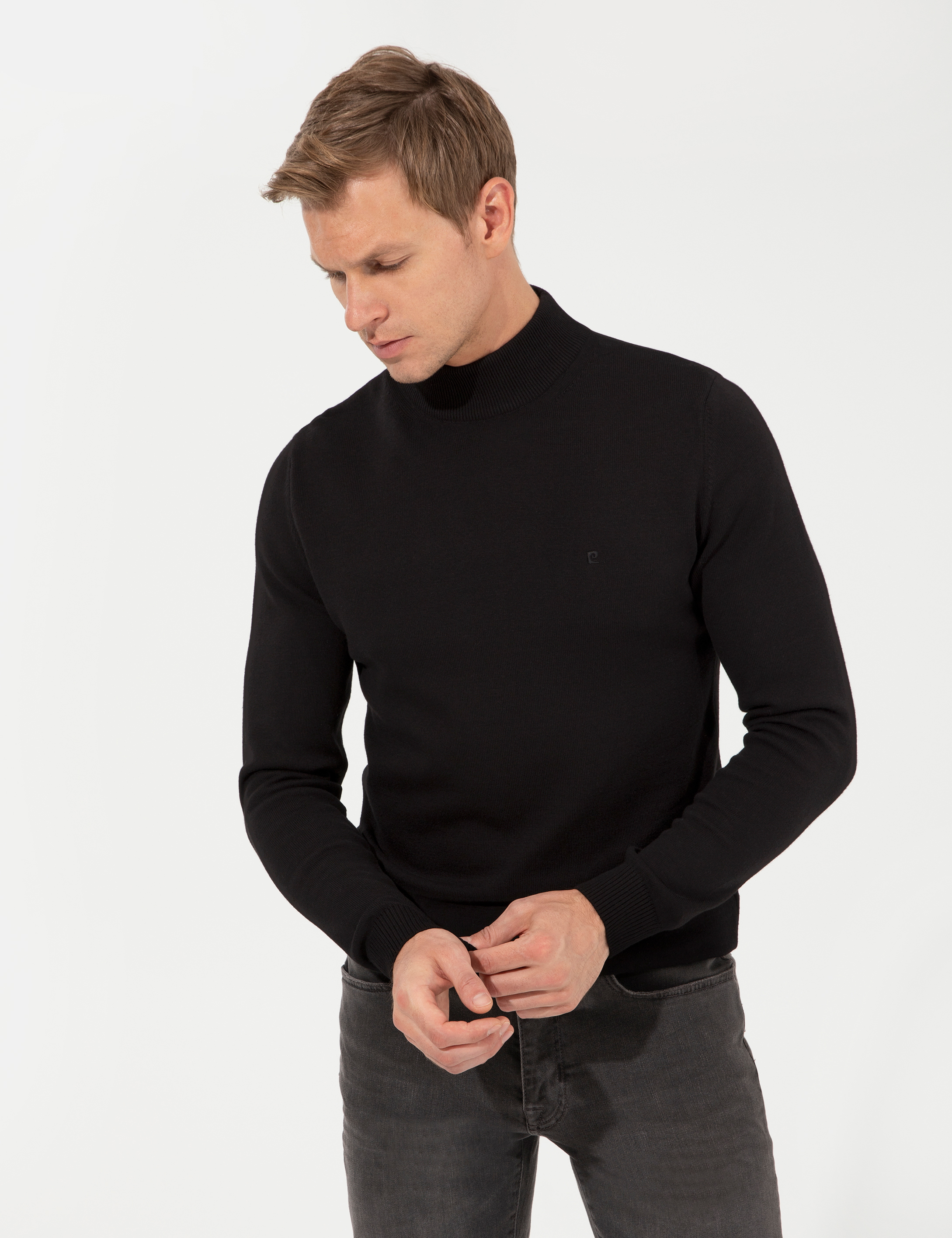 Siyah Slim Fit Yarım Balıkçı Yaka Basic Triko Kazak