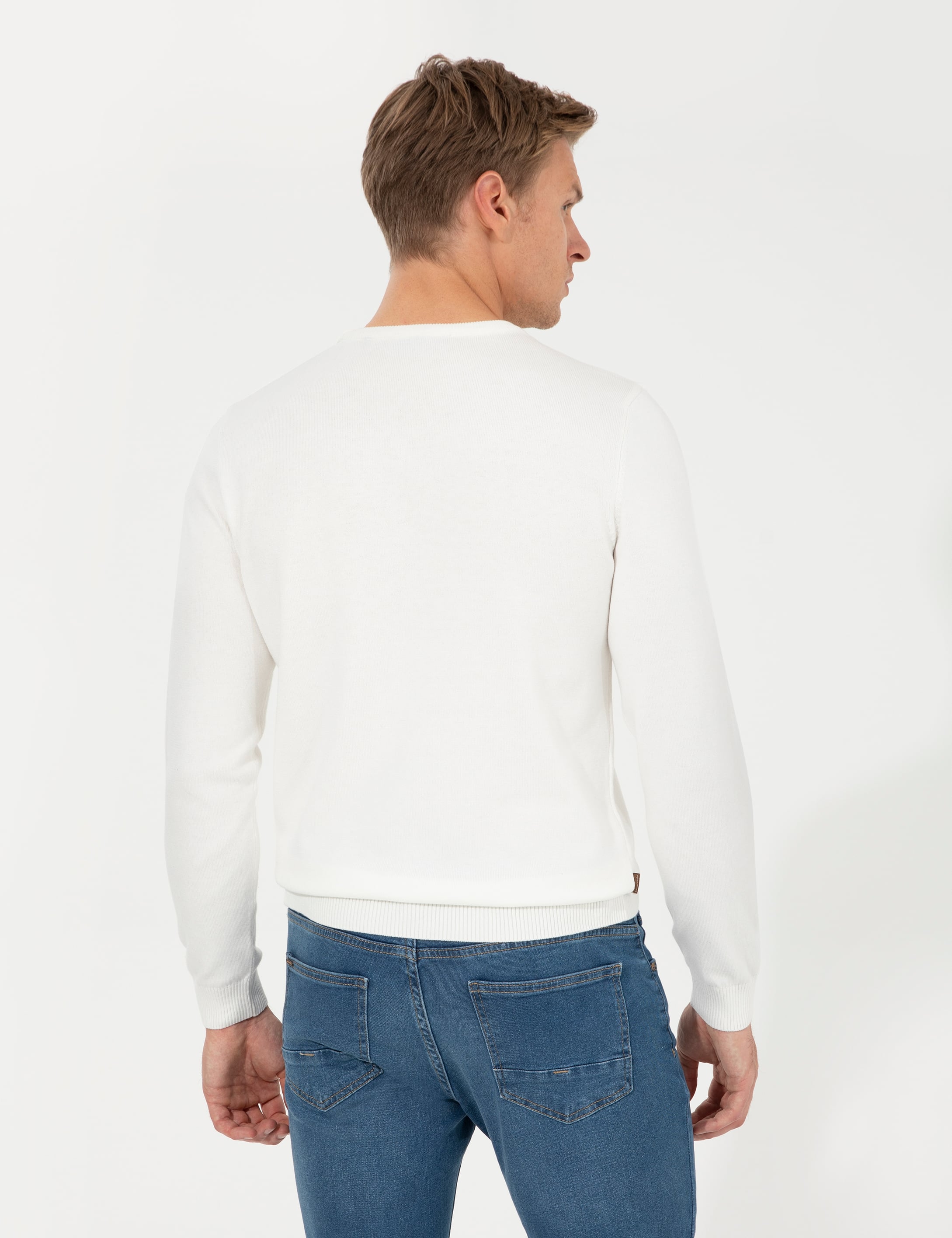Ekru Slim Fit Bisiklet Yaka Basic Triko Kazak