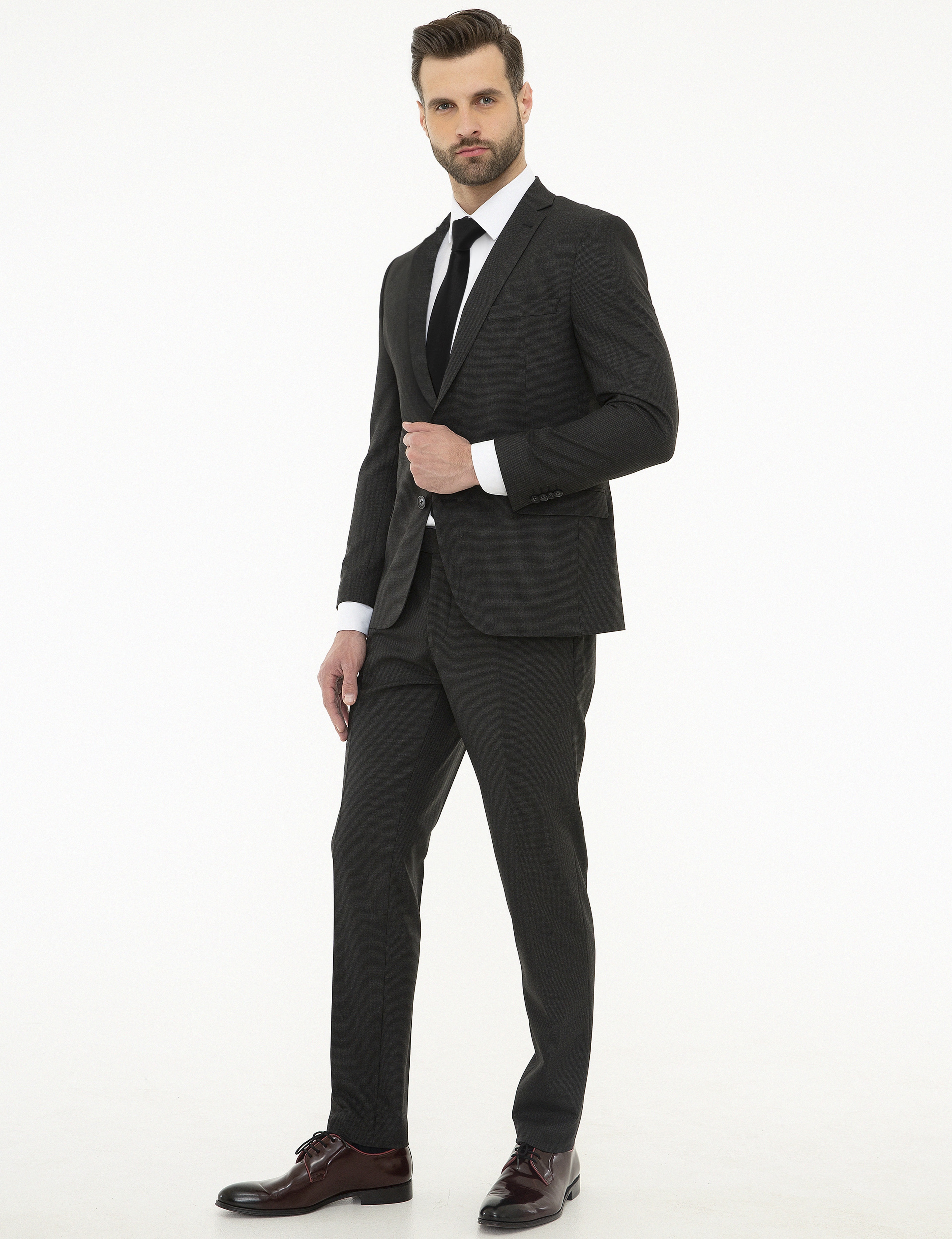Siyah Ekstra Slim Fit Takım Elbise