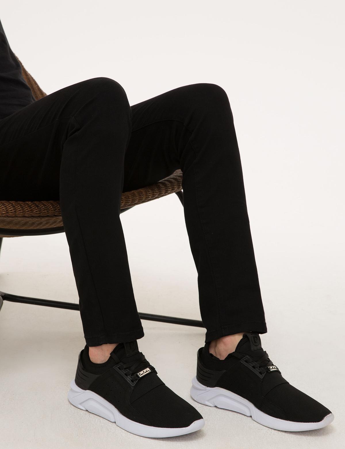 Siyah Sneakers Ayakkabı