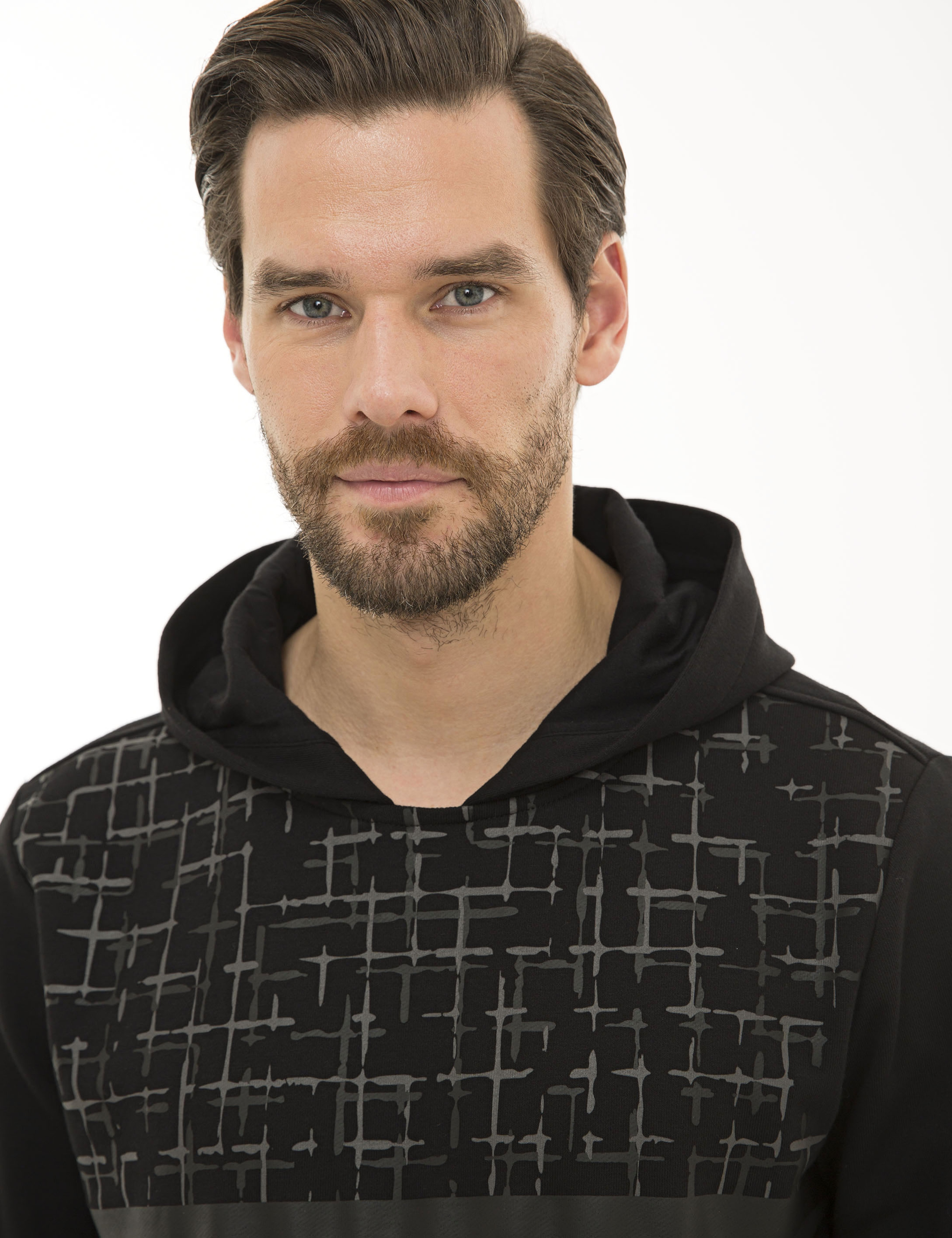 Siyah Regular Fit Sweatshirt