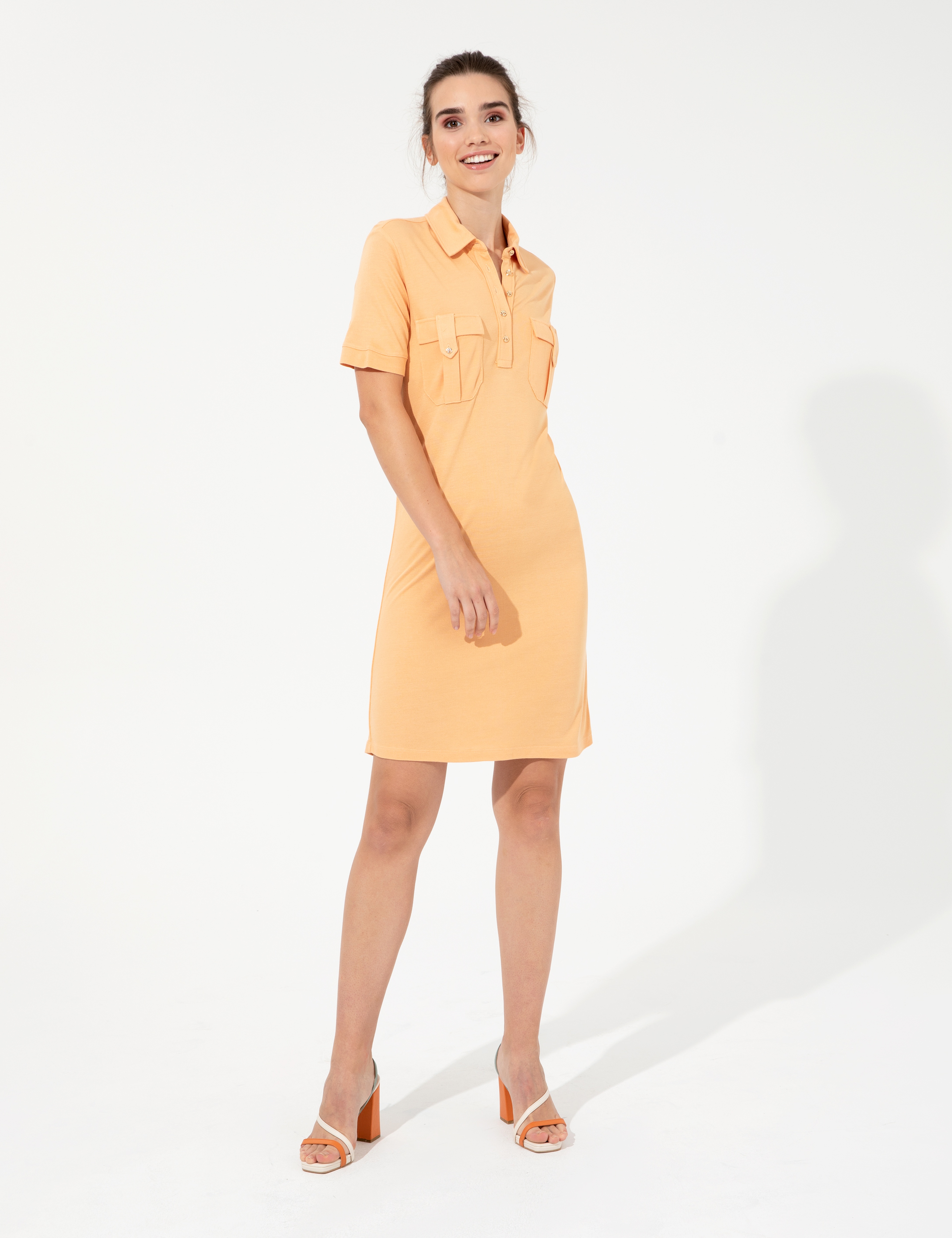 Turuncu Polo Yaka Elbise - Image 2