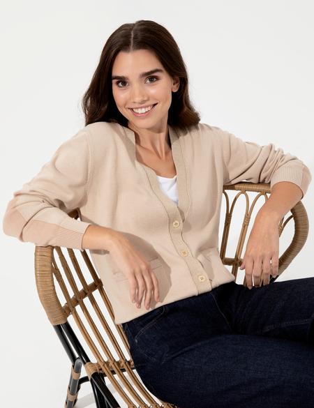 Bej Regular Fit Triko Hırka - 50246371003