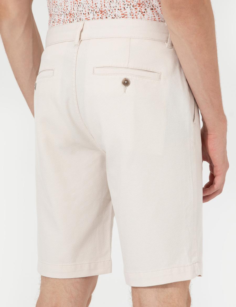 Ekru Slim Fit Bermuda Şort