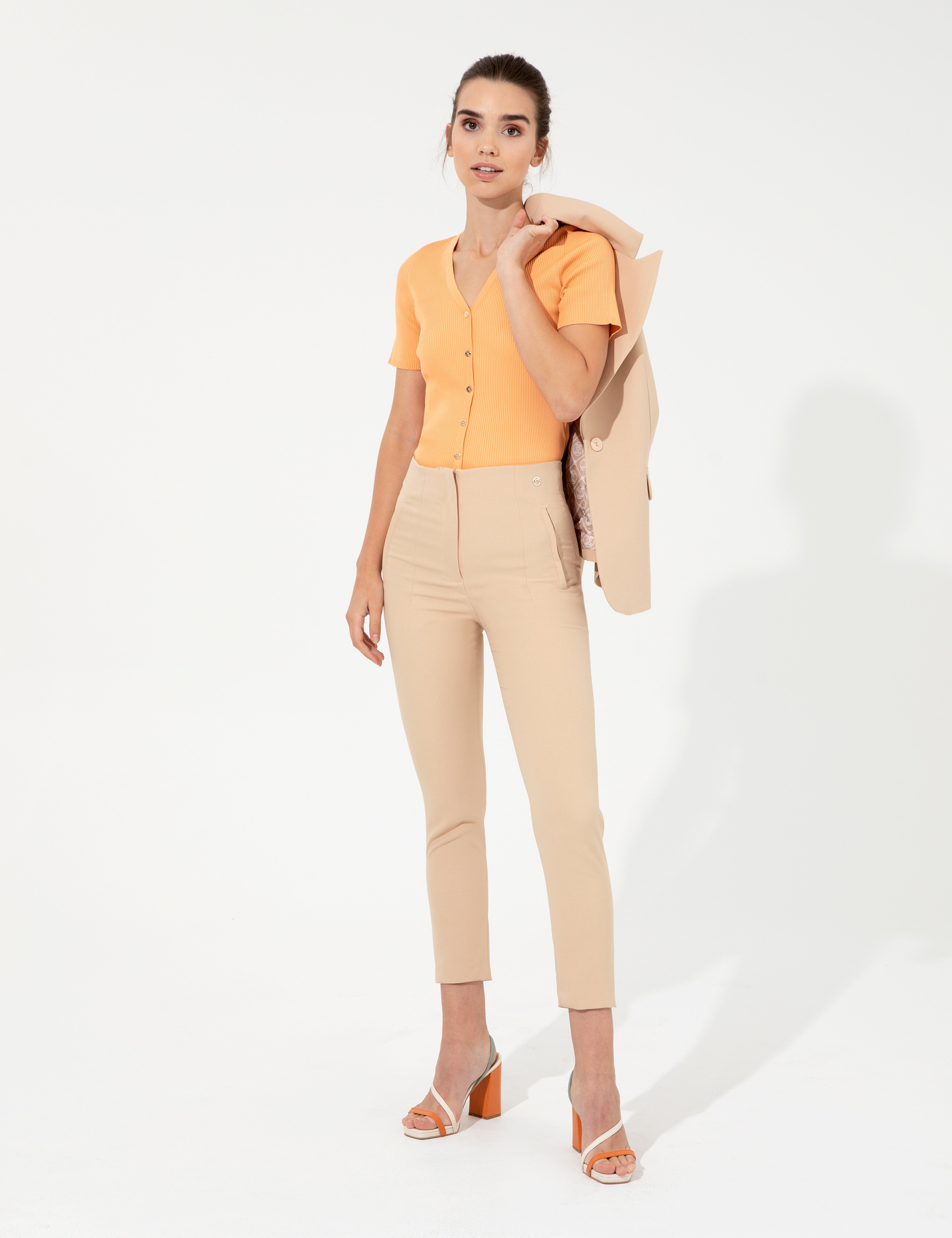 Ekru Carrot Fit Kumaş Pantolon