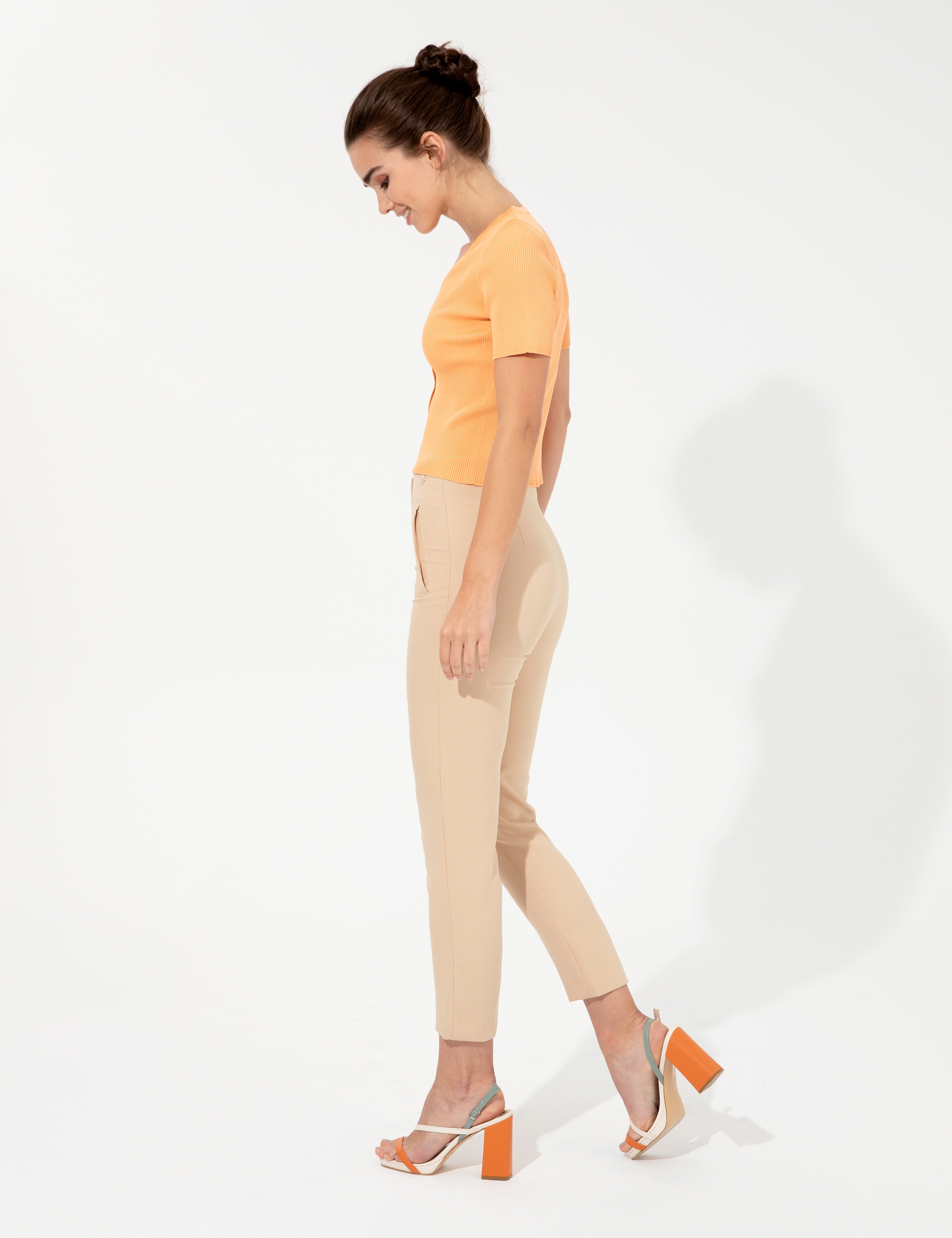 Ekru Carrot Fit Kumaş Pantolon