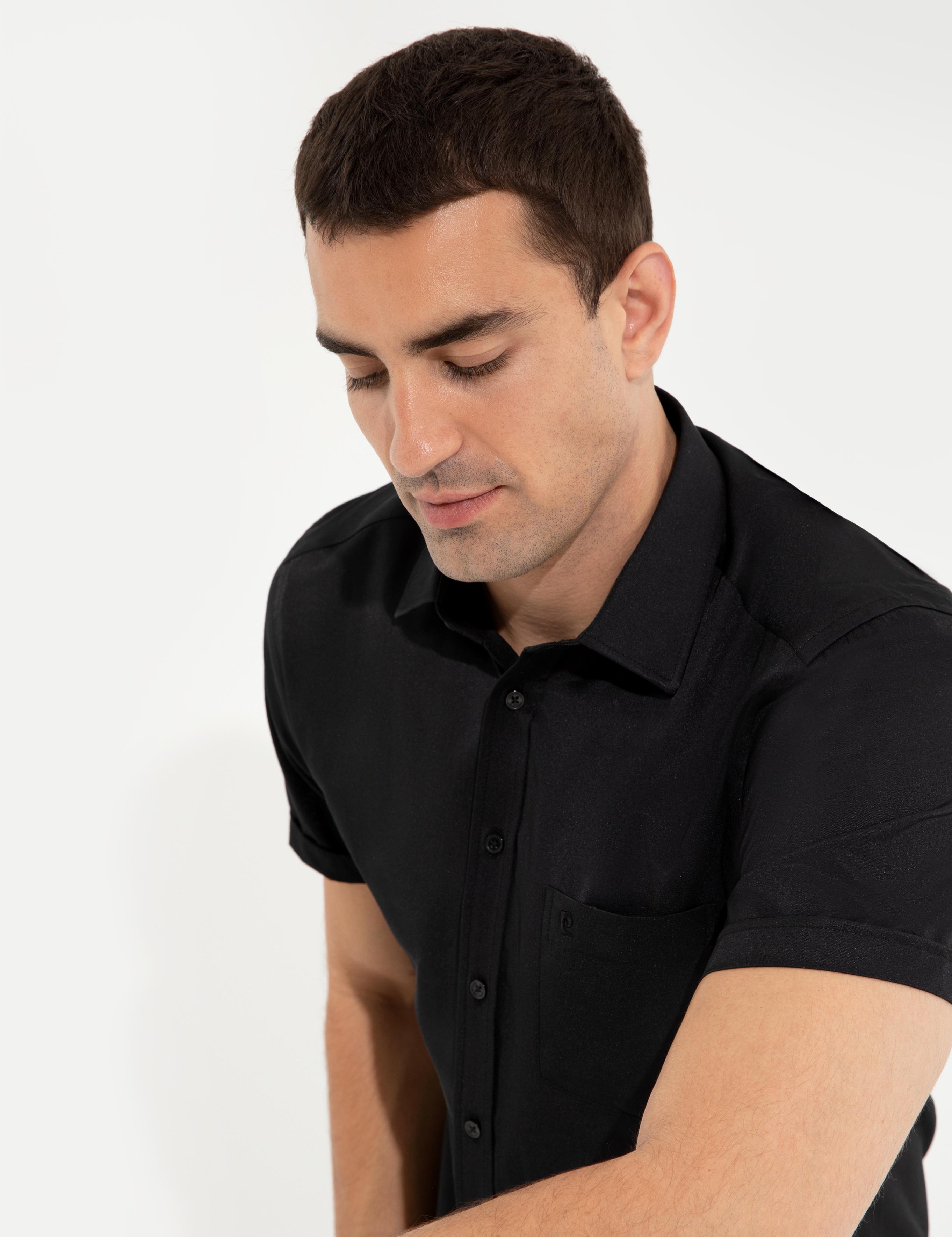 Siyah Regular Fit Kısa Kollu Gömlek