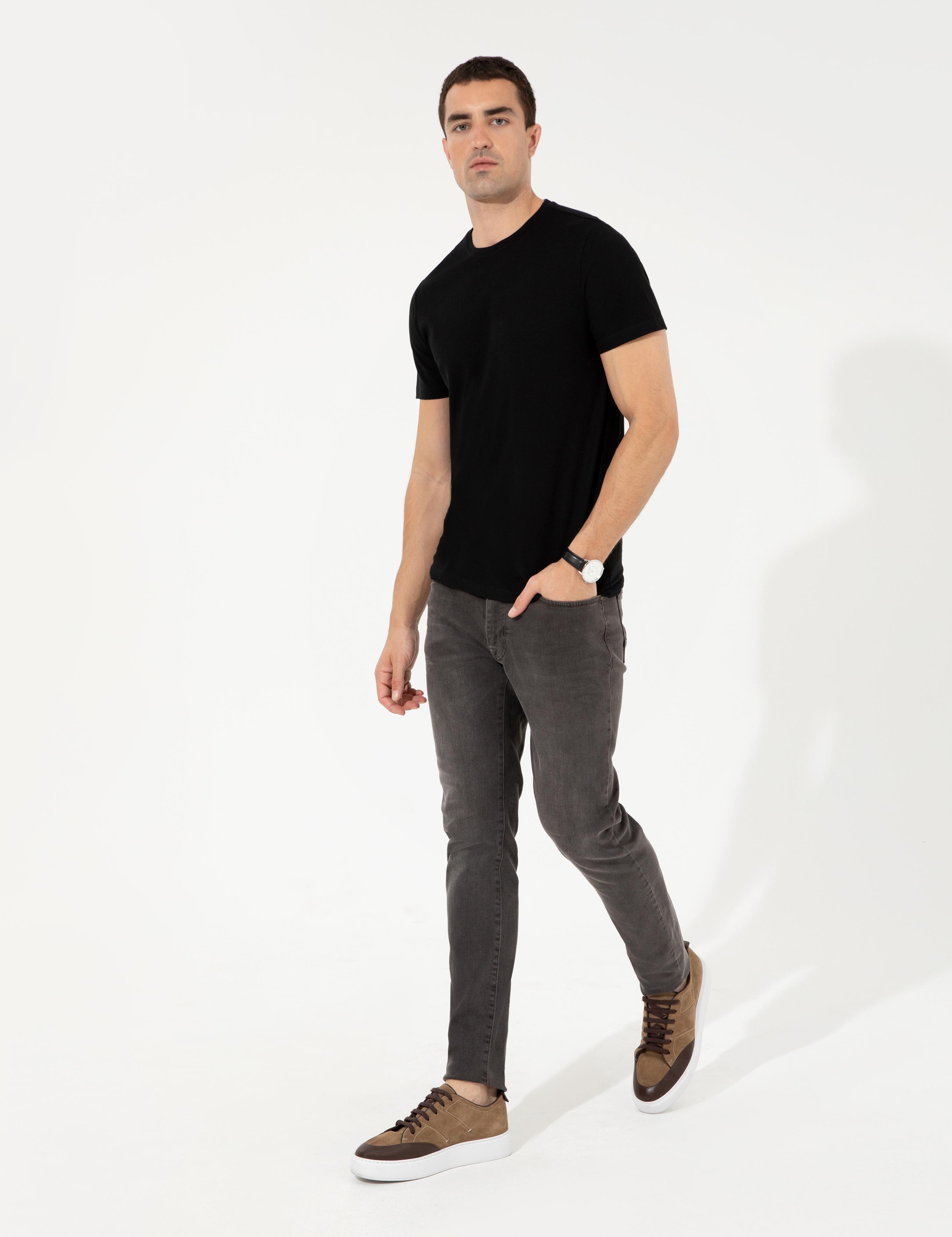 Siyah Slim Fit Tişört