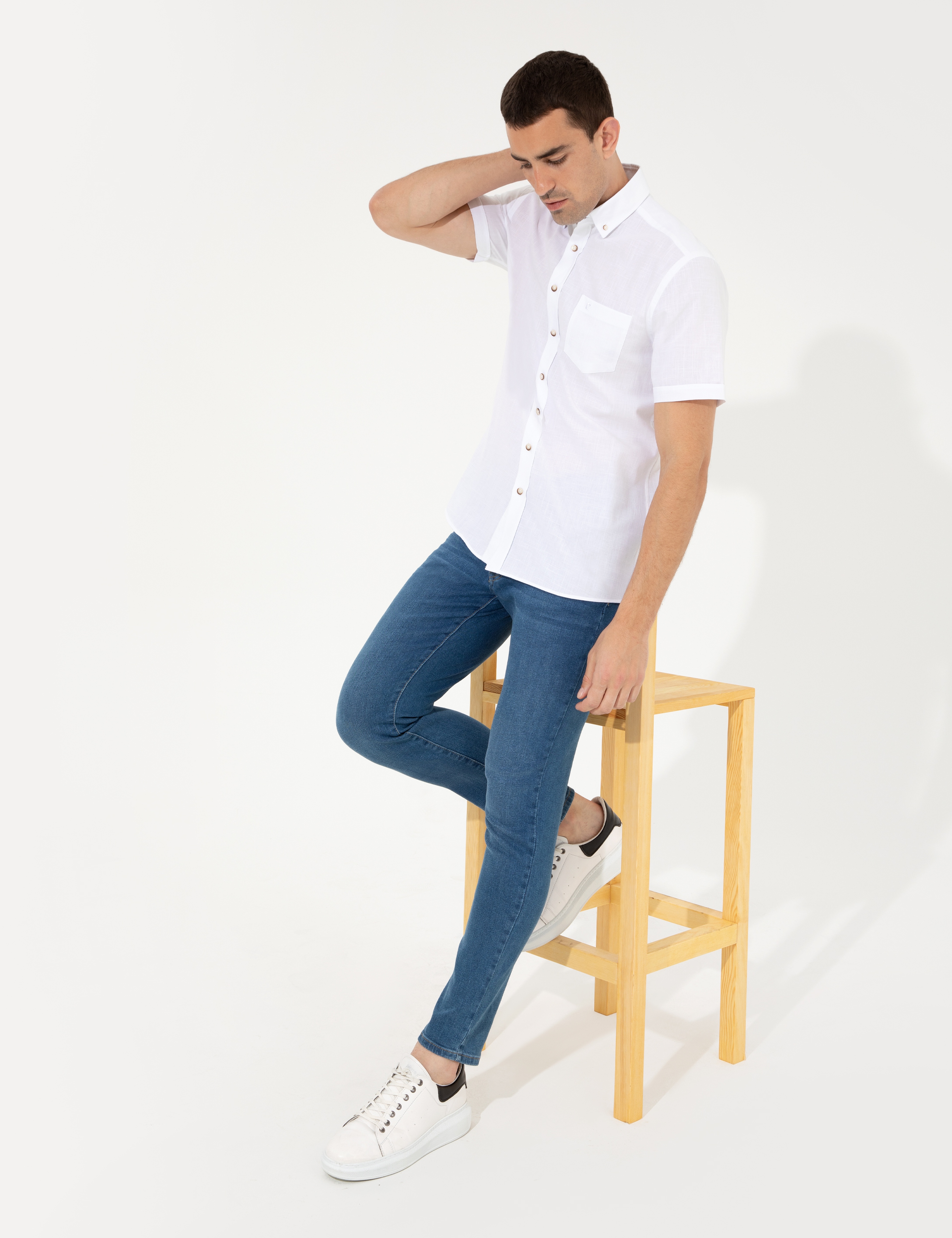 Beyaz Regular Fit Kısa Kollu Gömlek
