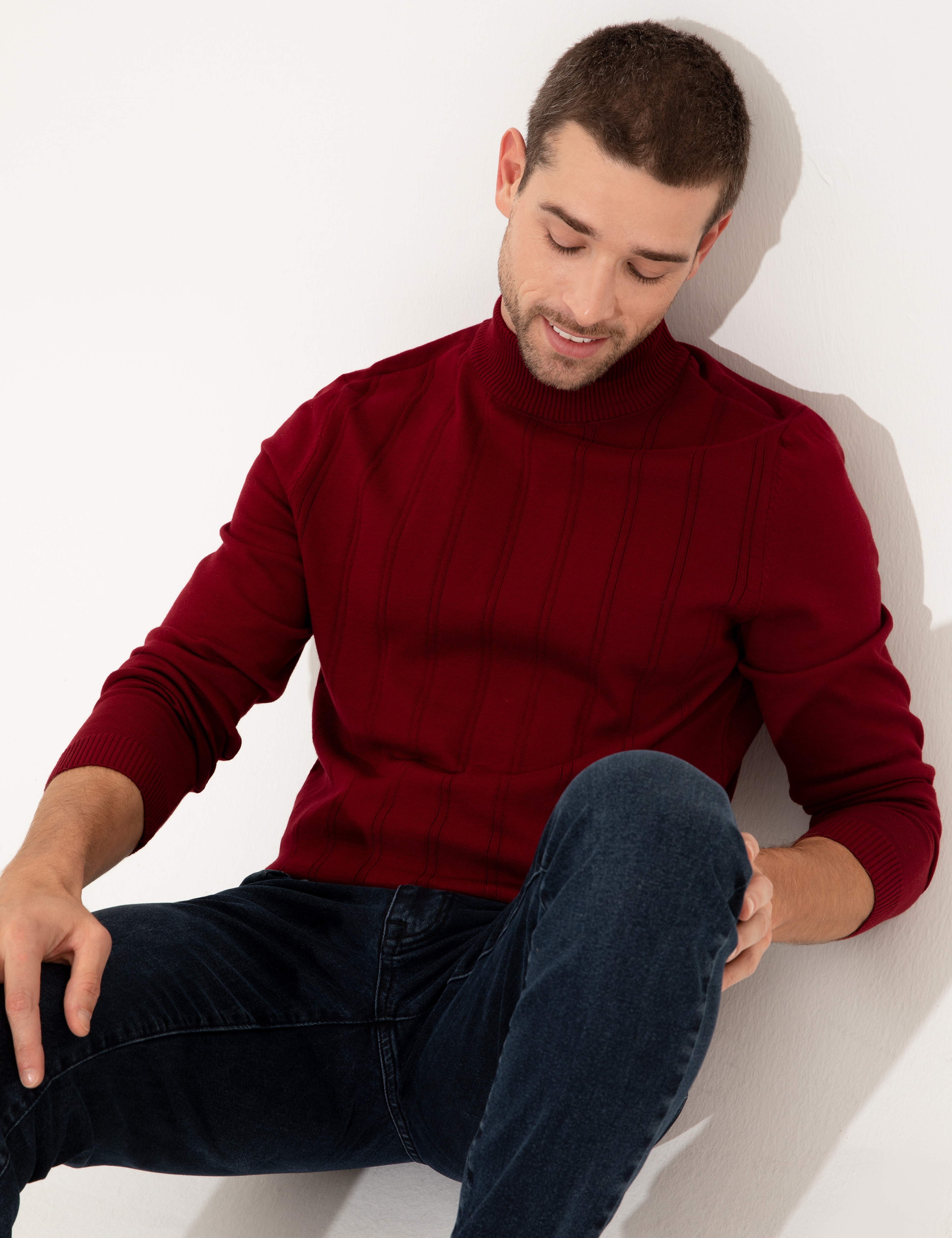 Bordo Slim Fit Yarım Balıkçı Yaka Triko Kazak - Image 1