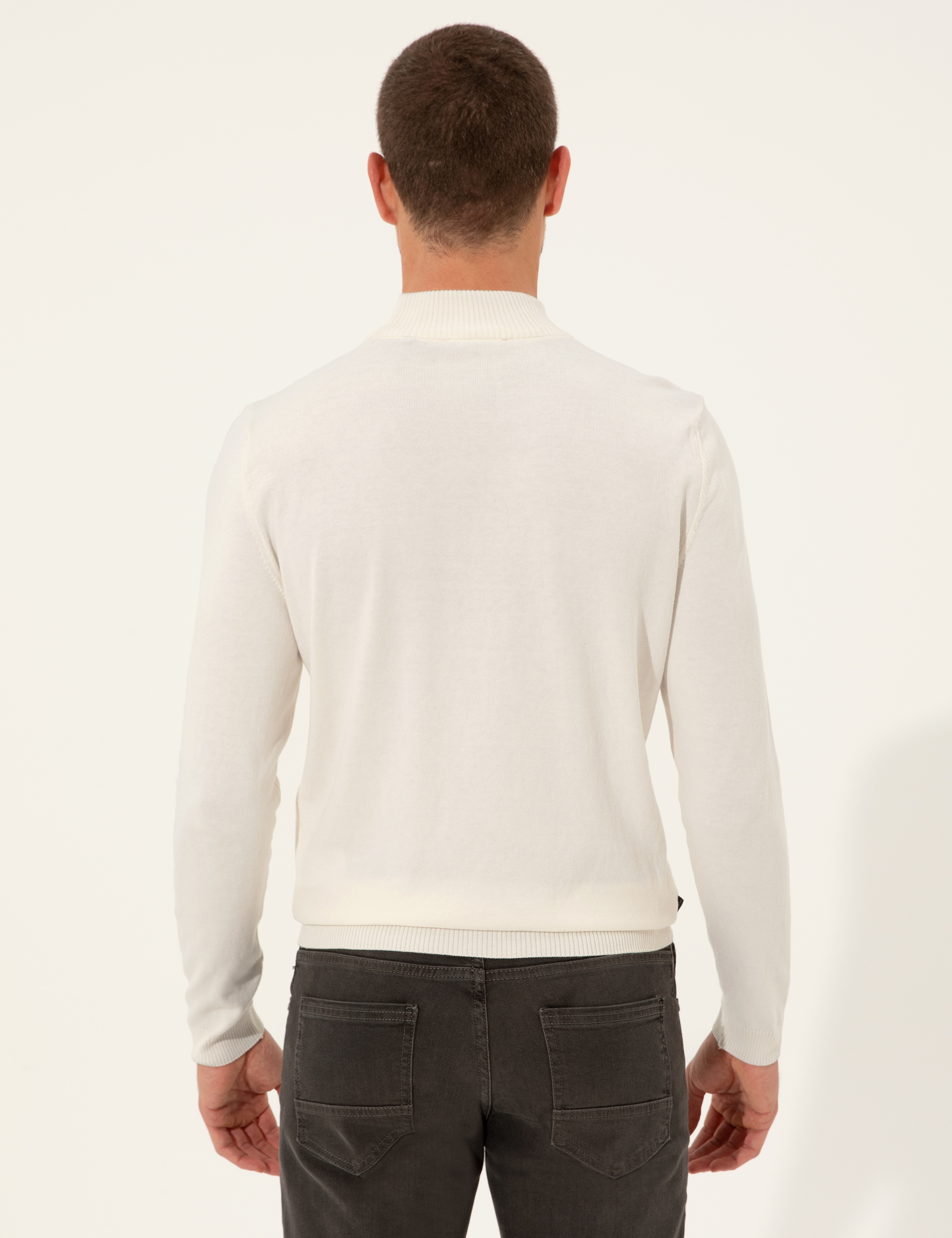 Krem Slim Fit Yarım Balıkçı Yaka Triko Kazak - Image 5