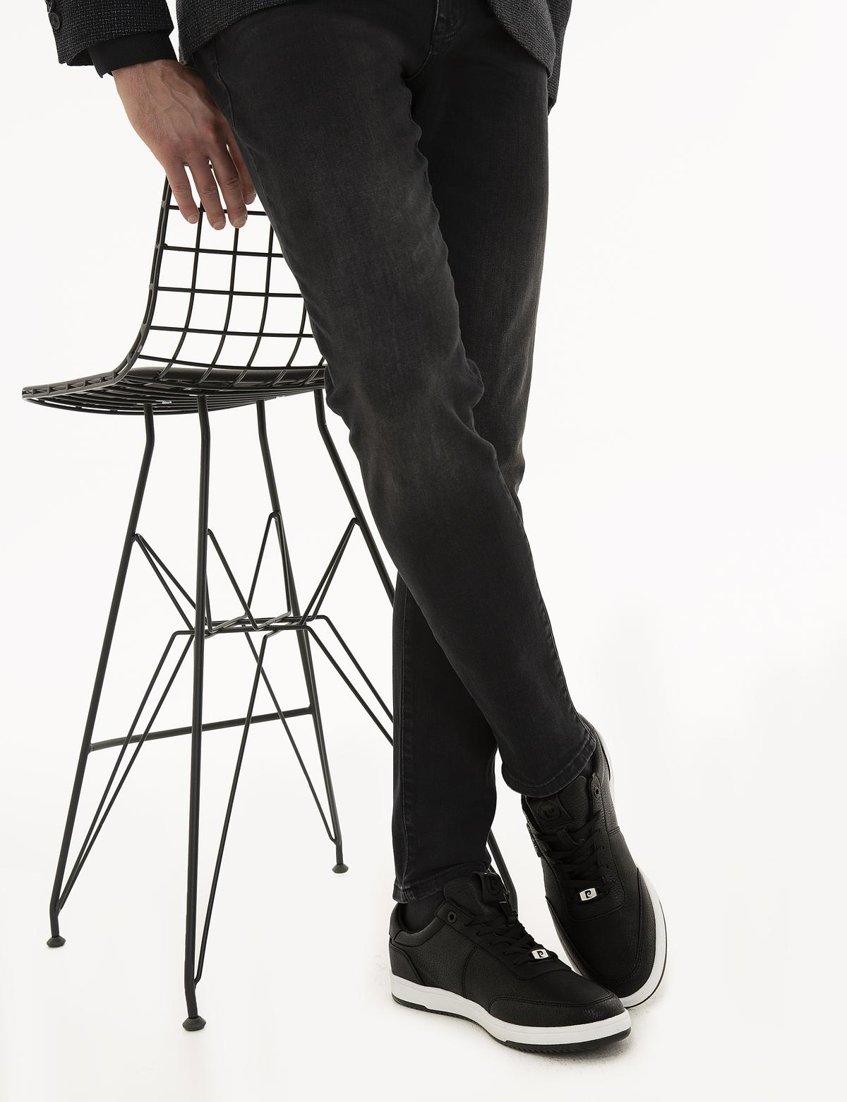 Siyah Sneakers Ayakkabı