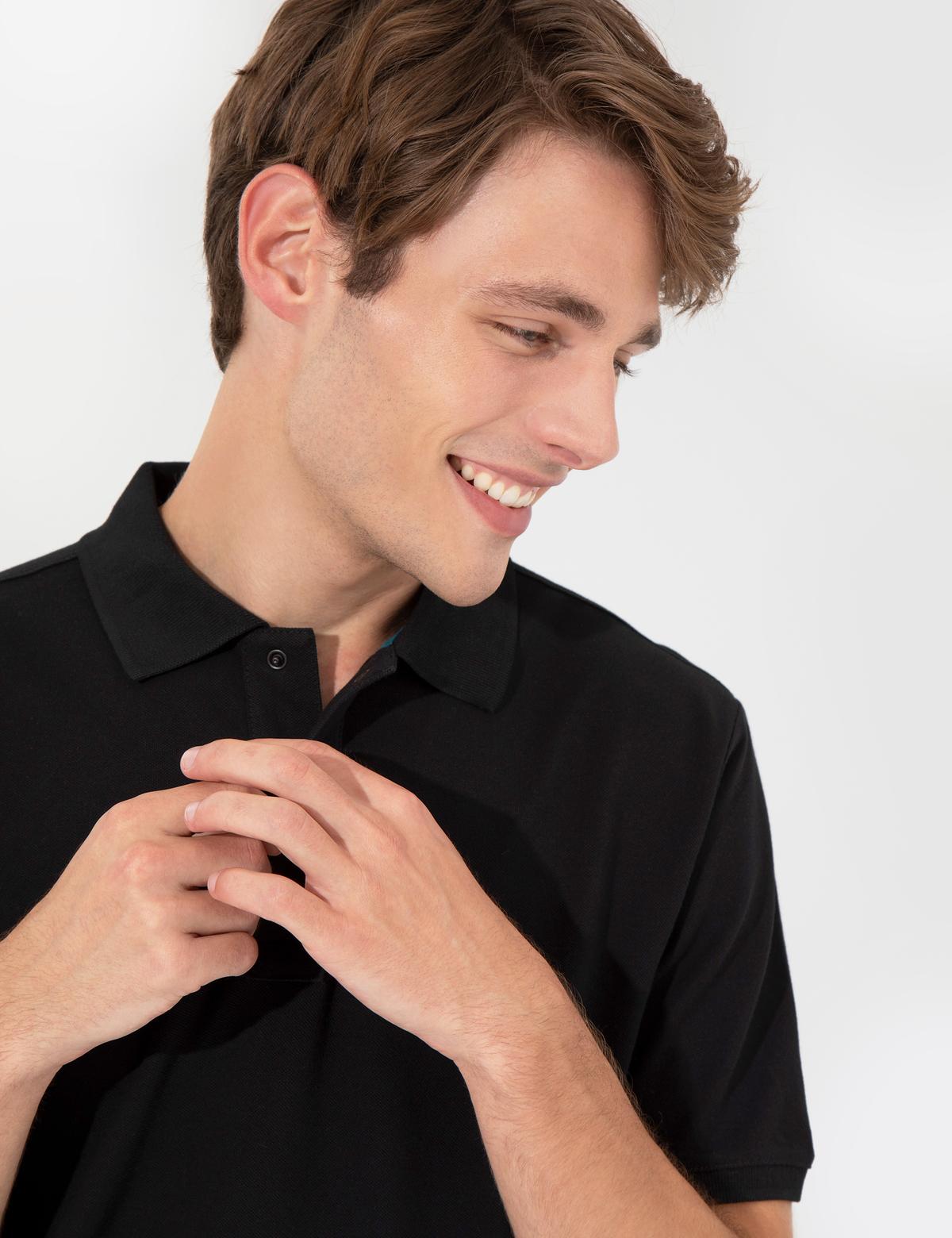 Siyah Regular Fit Polo Yaka Tişört