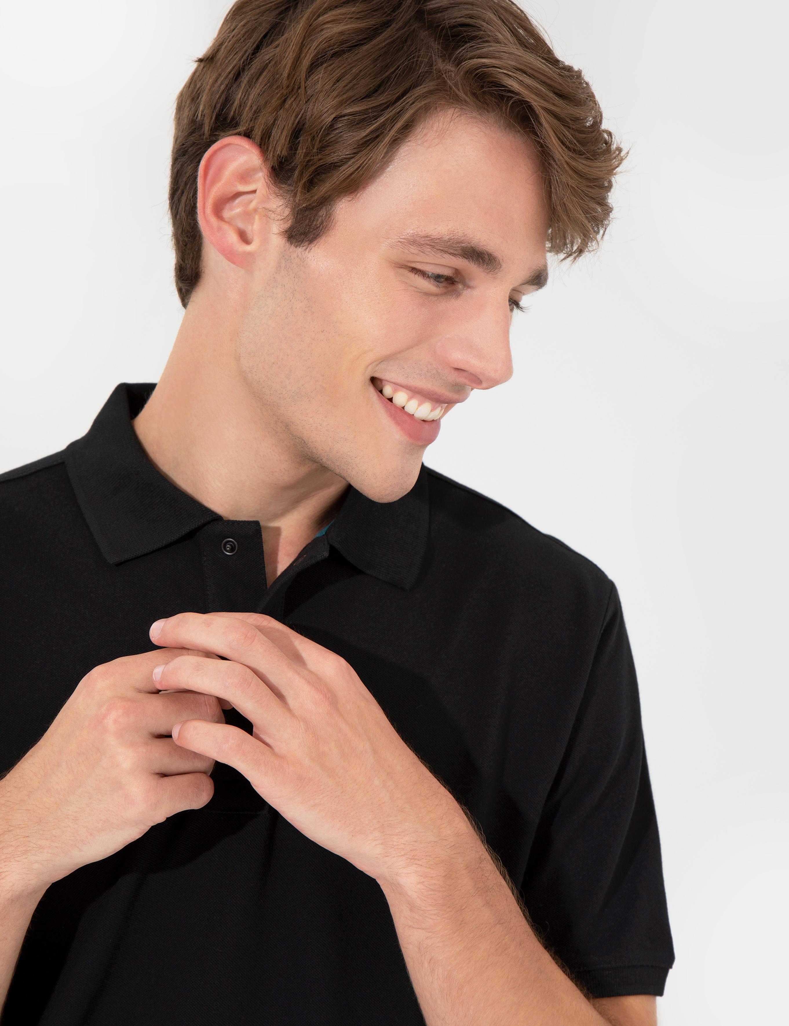 Siyah Regular Fit Polo Yaka Tişört