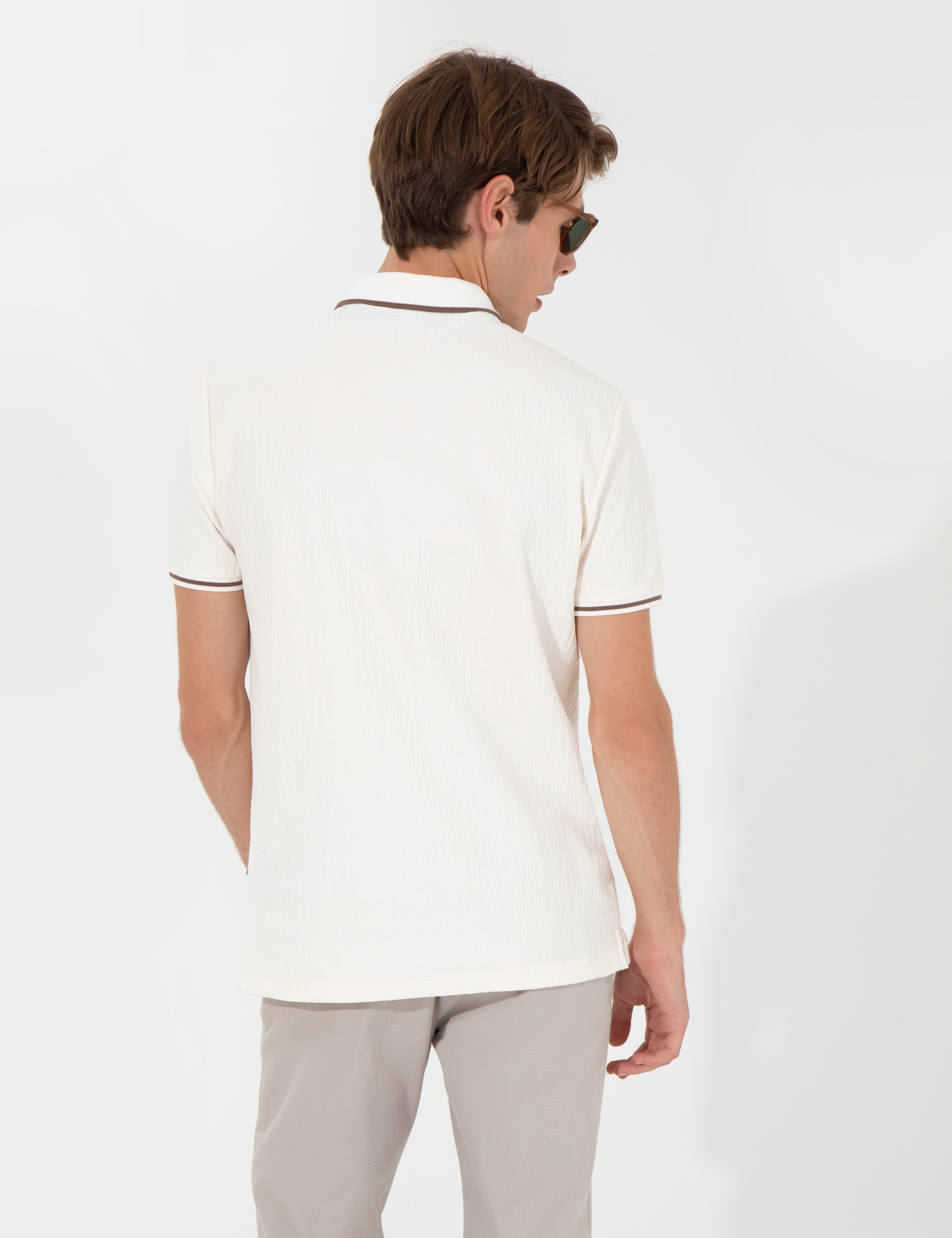 Ekru Slim Fit Tişört - Image 5