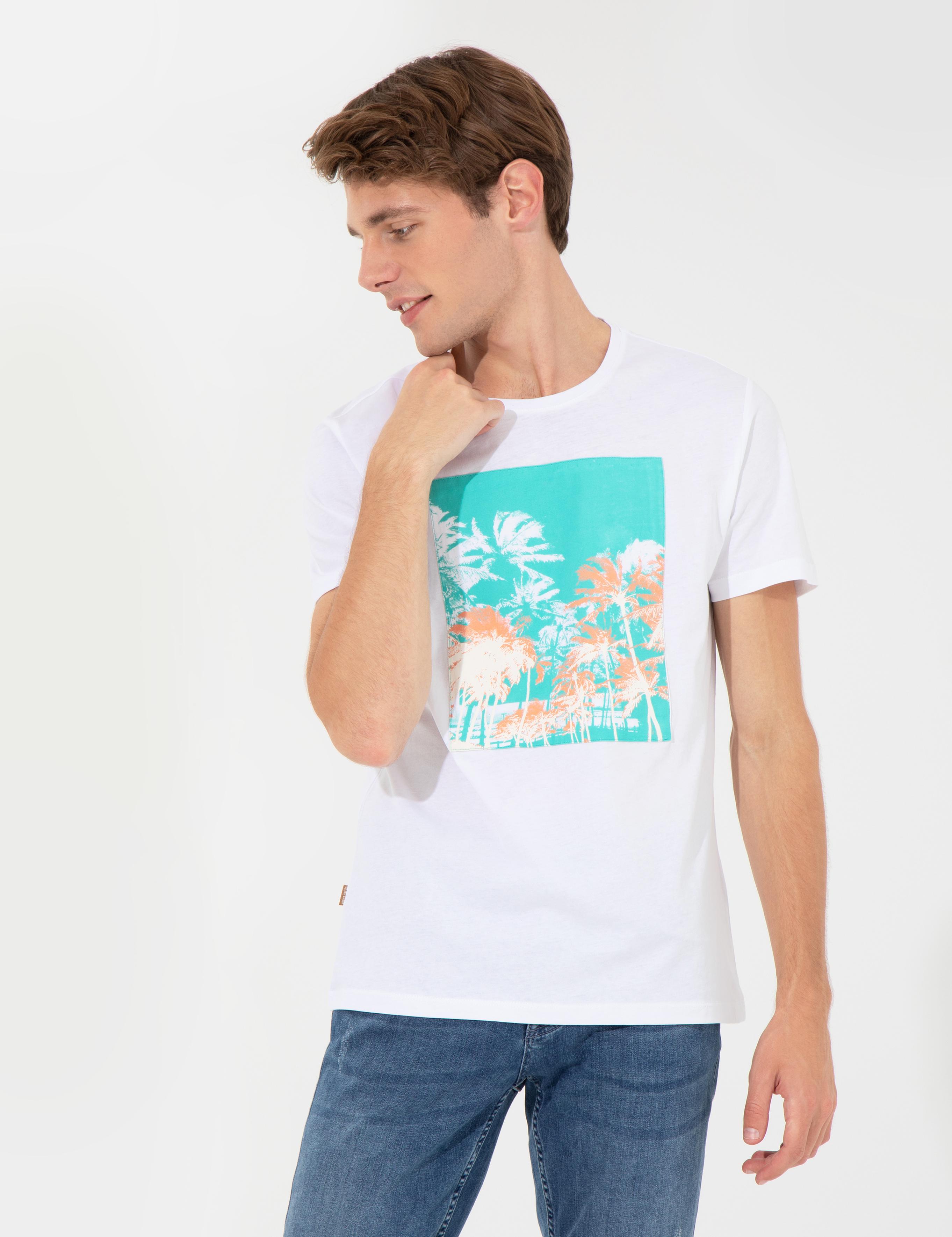 Beyaz Slim Fit Baskılı Bisiklet Yaka Tişört