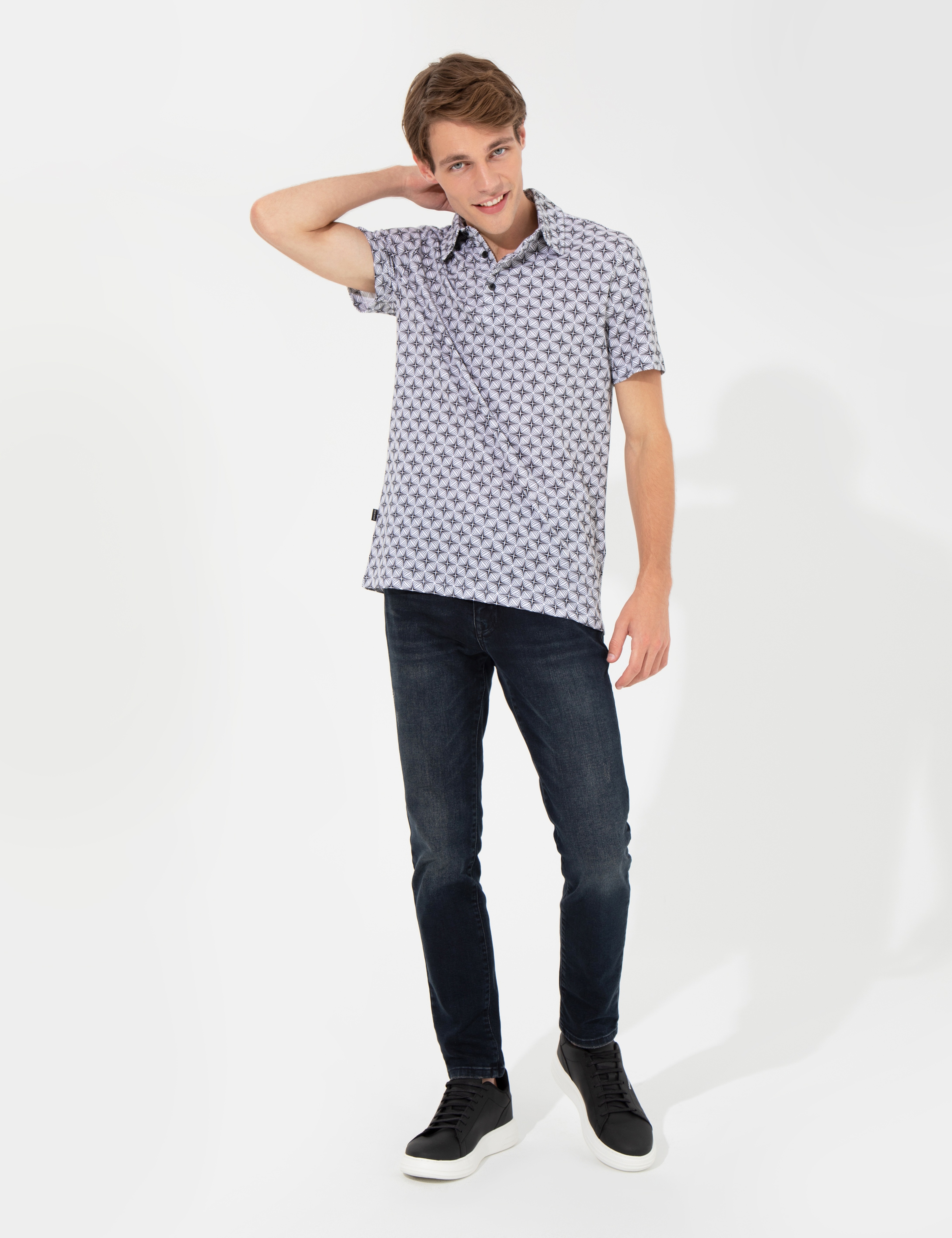 Siyah Slim Fit Desenli Polo Yaka Tişört - Image 3