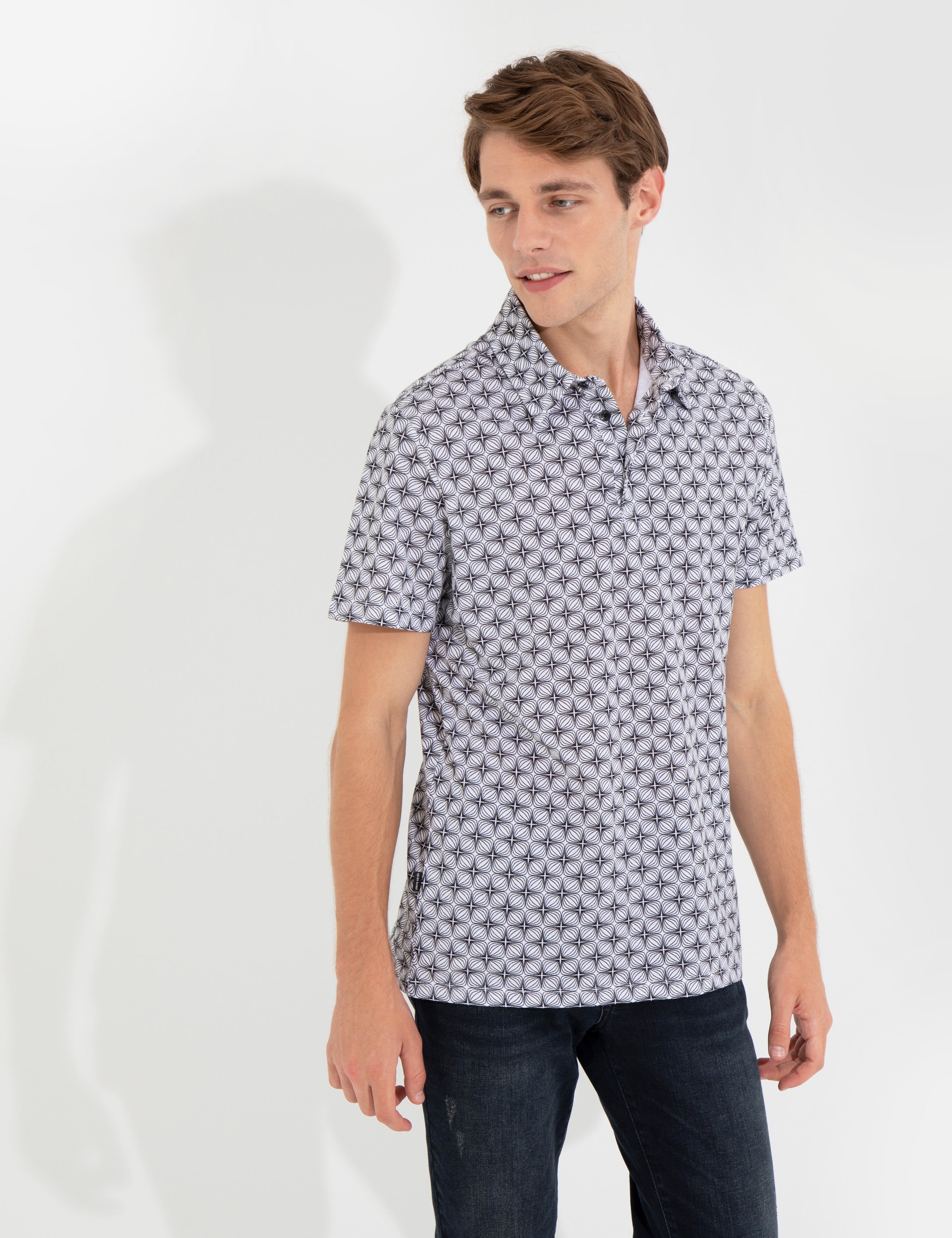 Siyah Slim Fit Desenli Polo Yaka Tişört - Image 4
