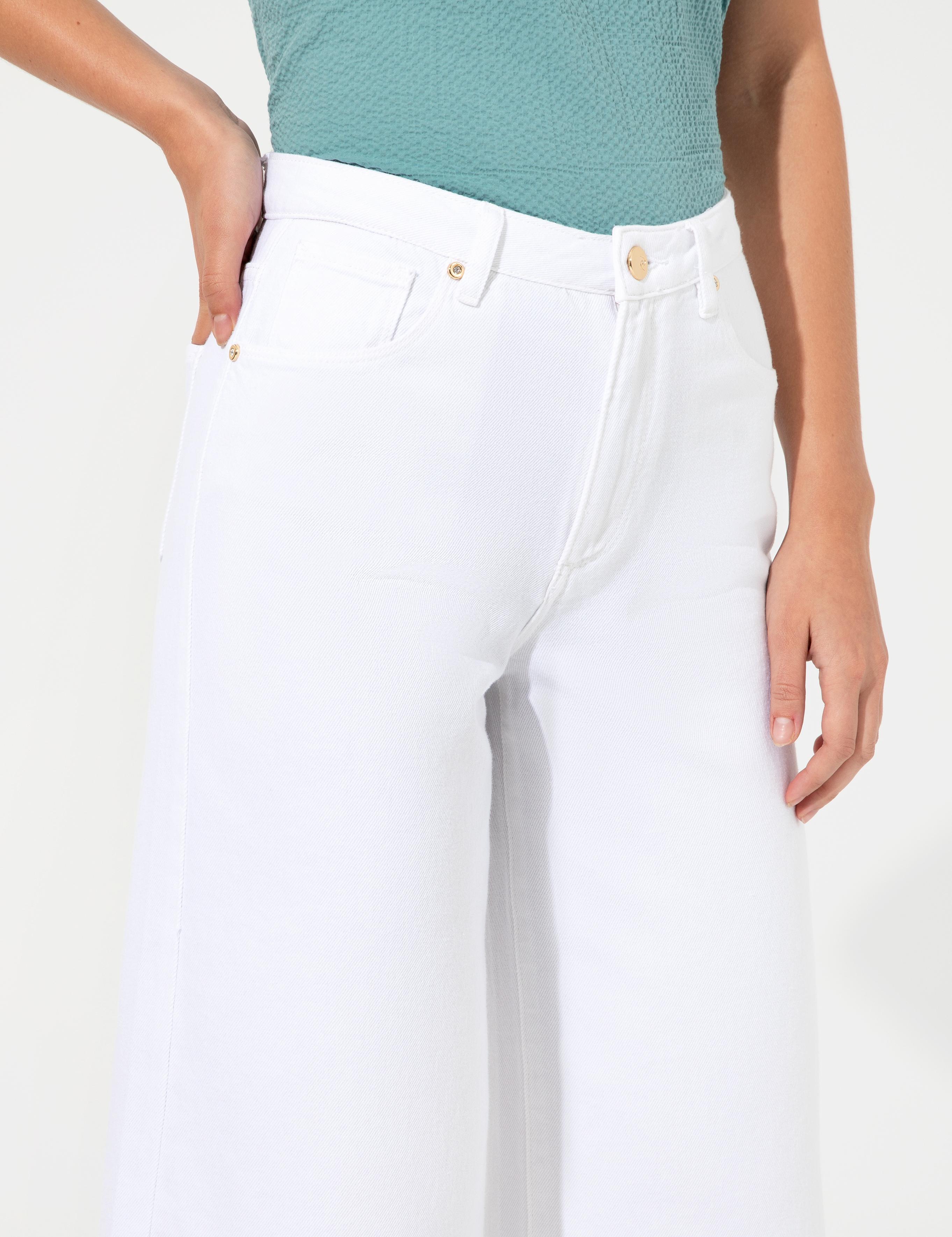 Beyaz Flare Cropped Kanvas Pantolon