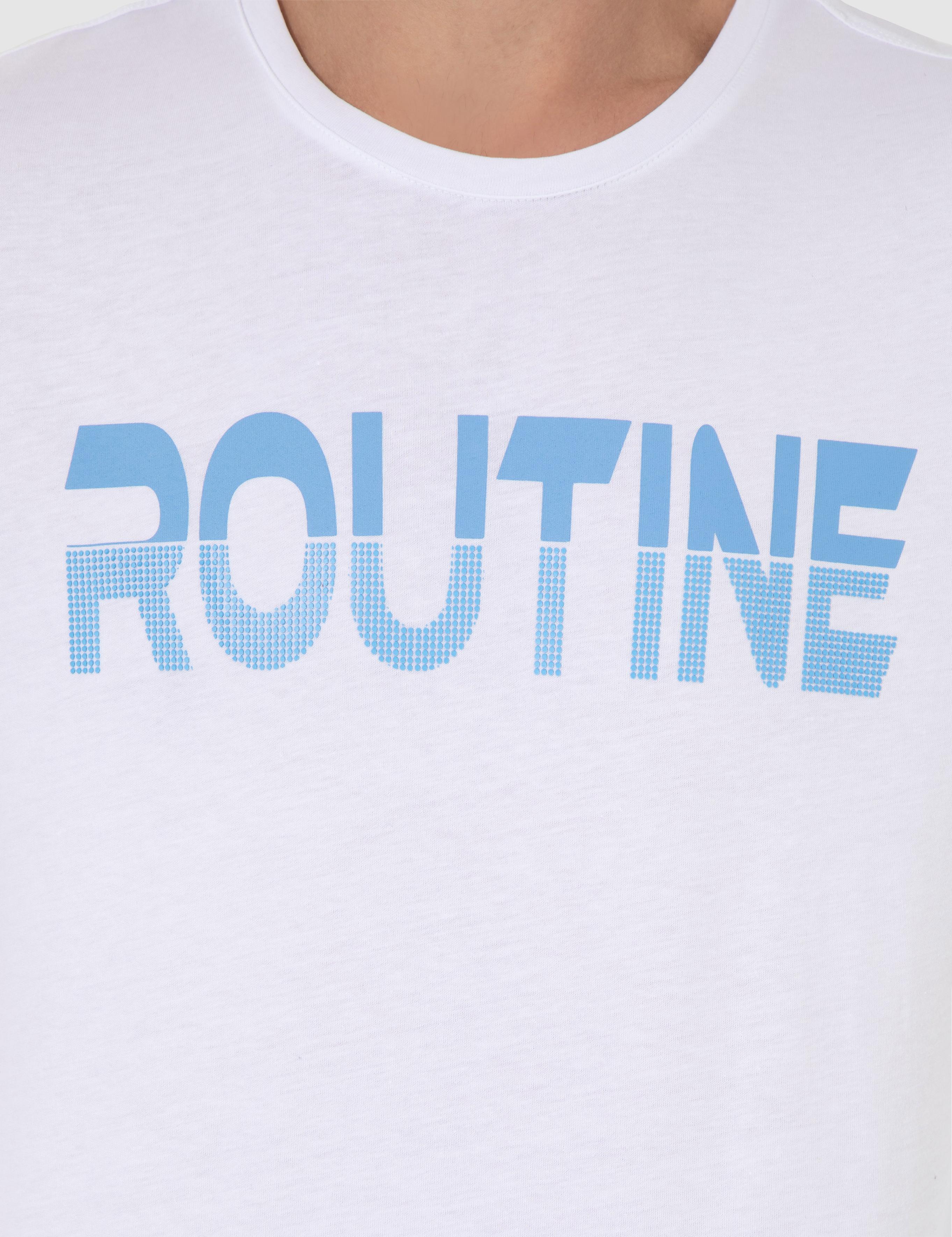 Beyaz Slim Fit Baskılı Bisiklet Yaka Tişört