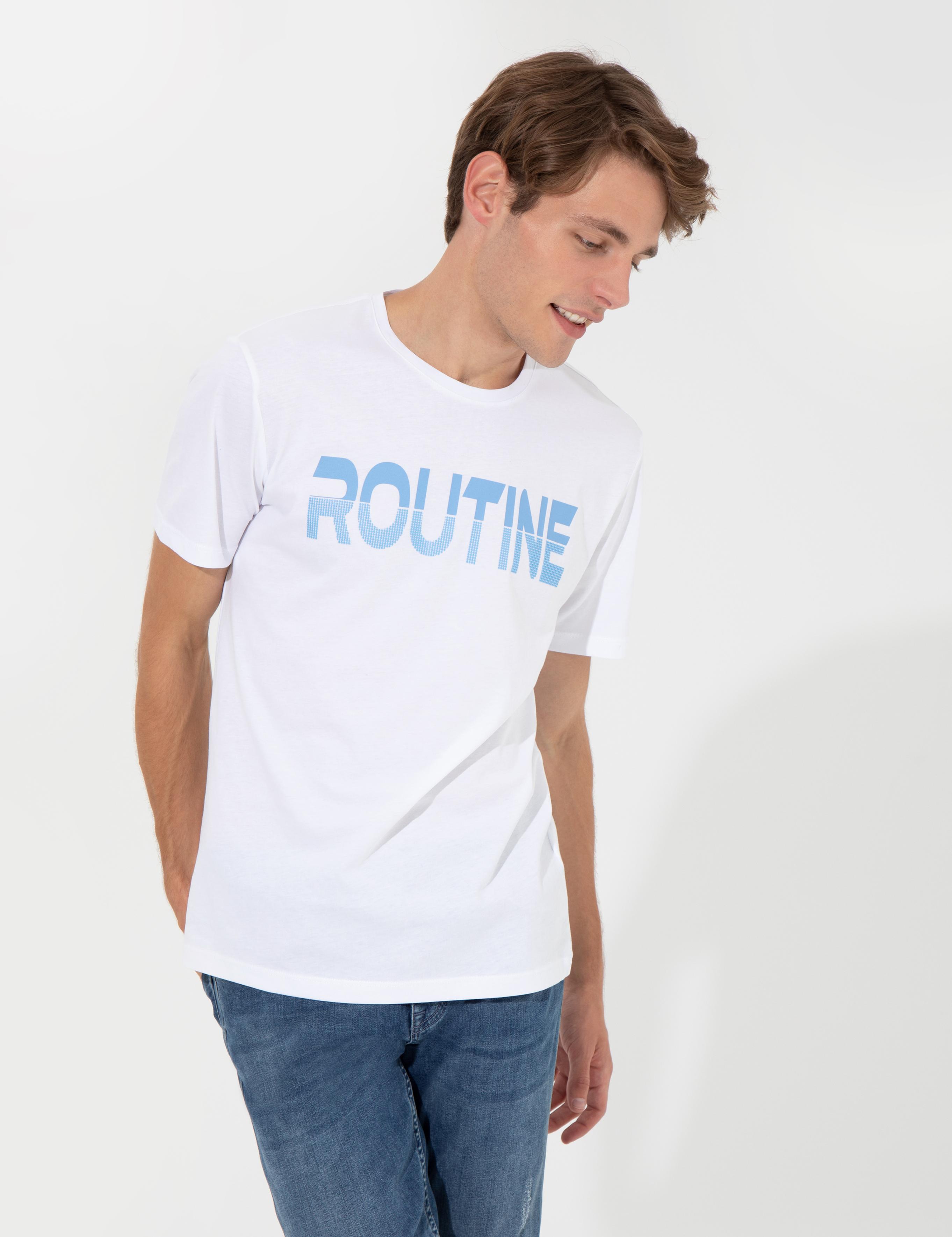 Beyaz Slim Fit Baskılı Bisiklet Yaka Tişört