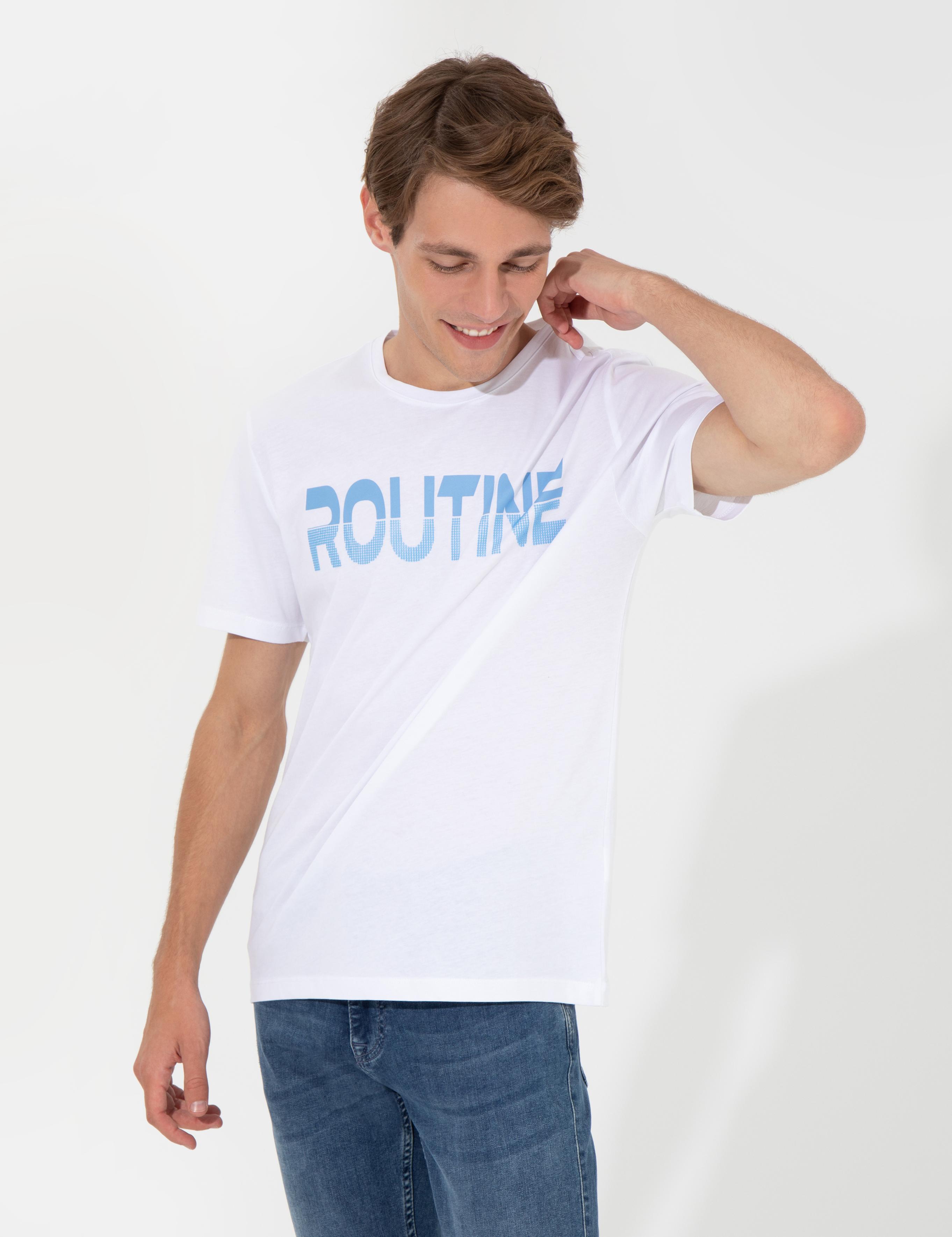 Beyaz Slim Fit Baskılı Bisiklet Yaka Tişört