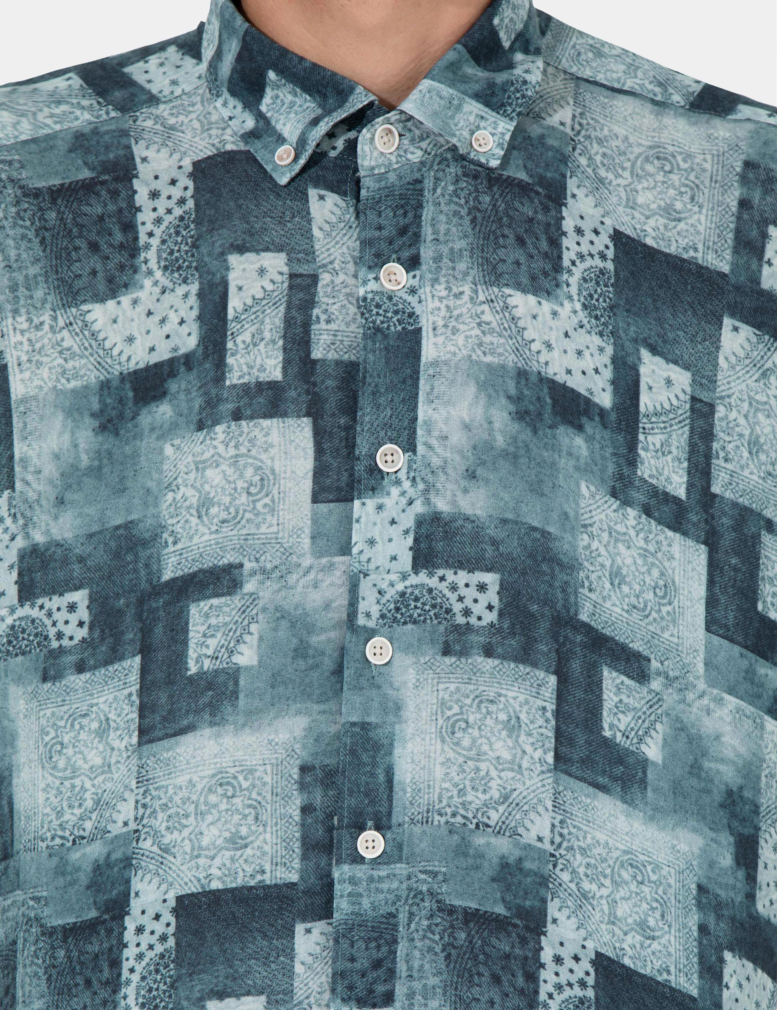 Zümrüt Regular Fit Uzun Kollu Gömlek