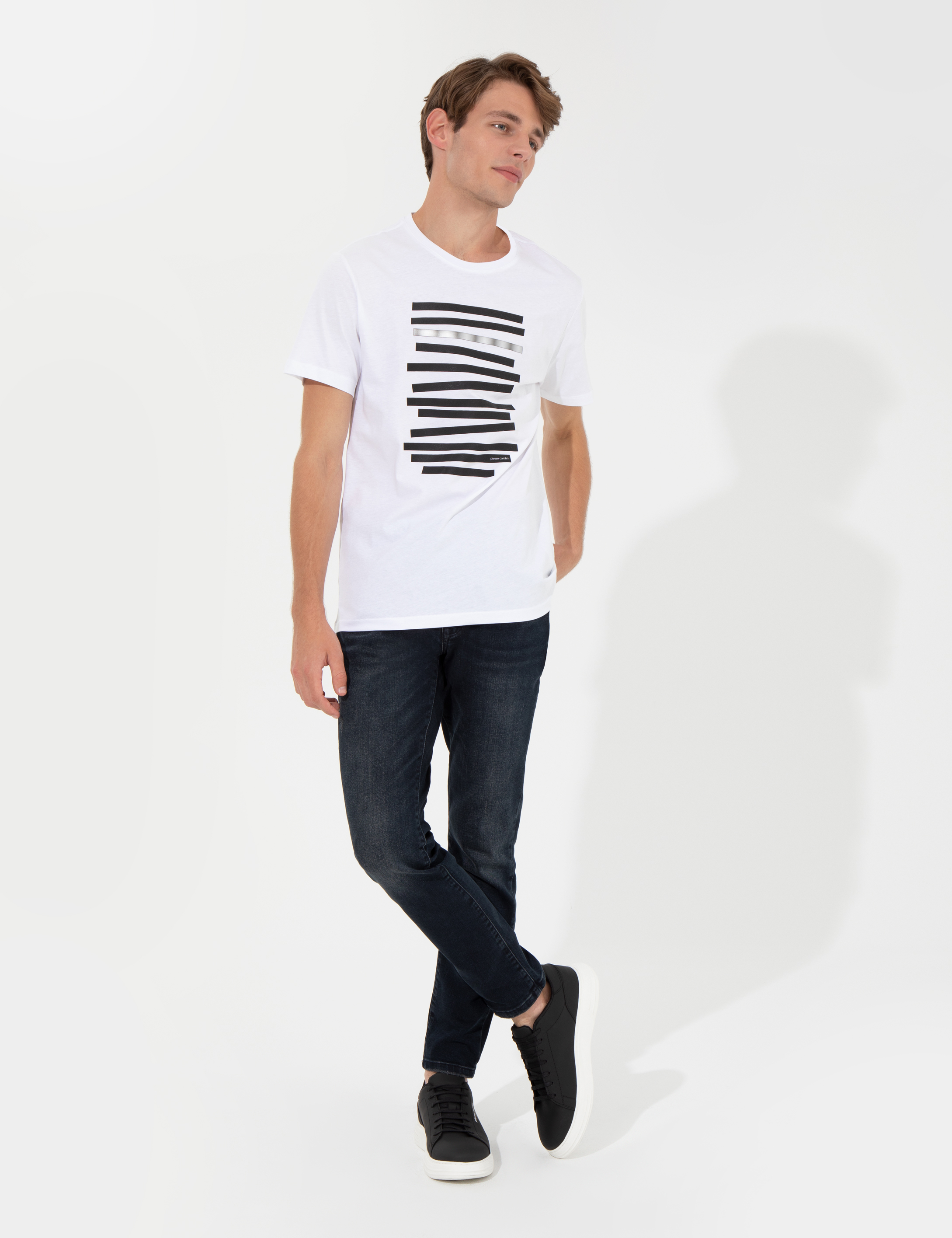 Beyaz Slim Fit Bisiklet Yaka Tişört - Image 4