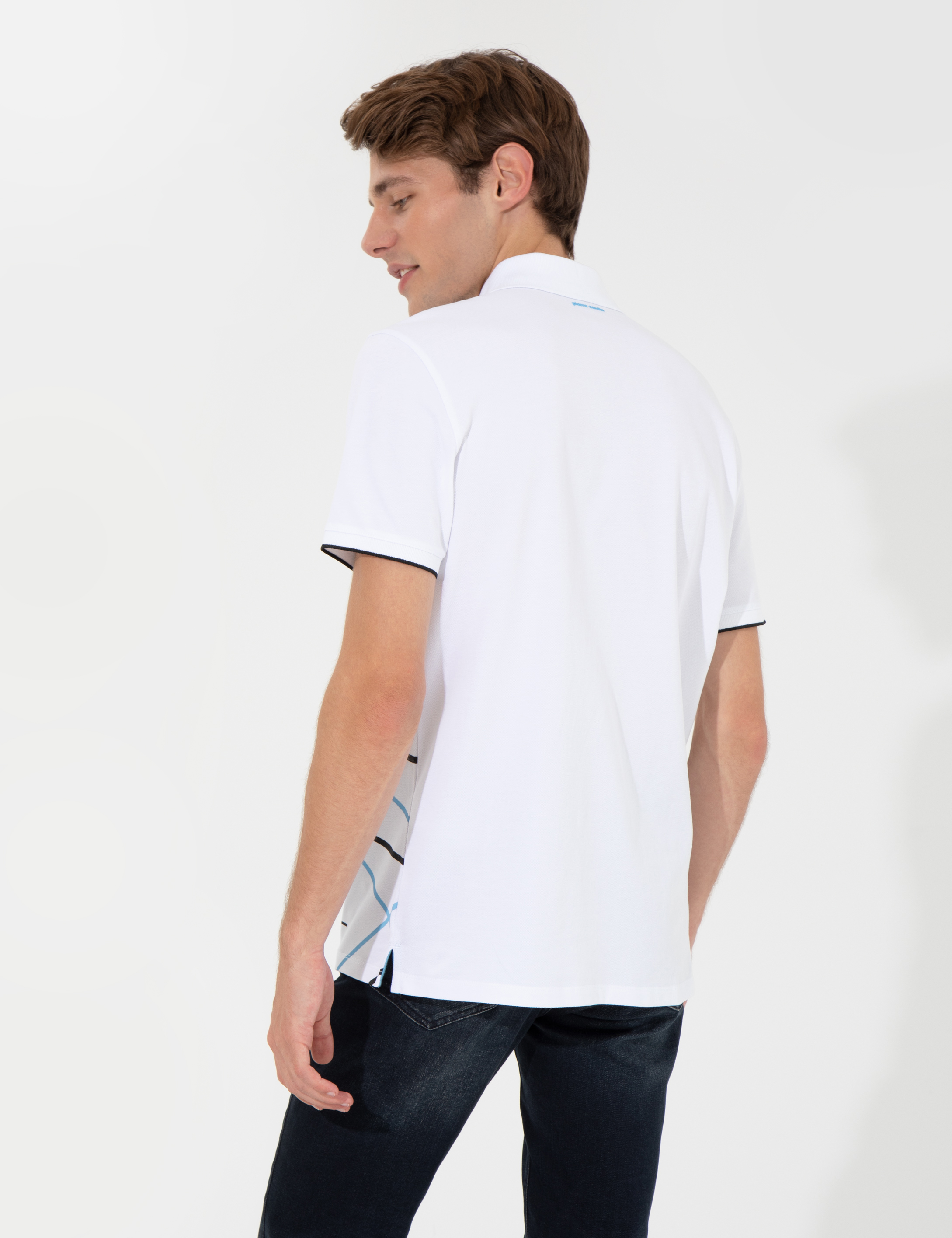 Beyaz Slim Fit Fermuarlı Polo Yaka Tişört - Image 5