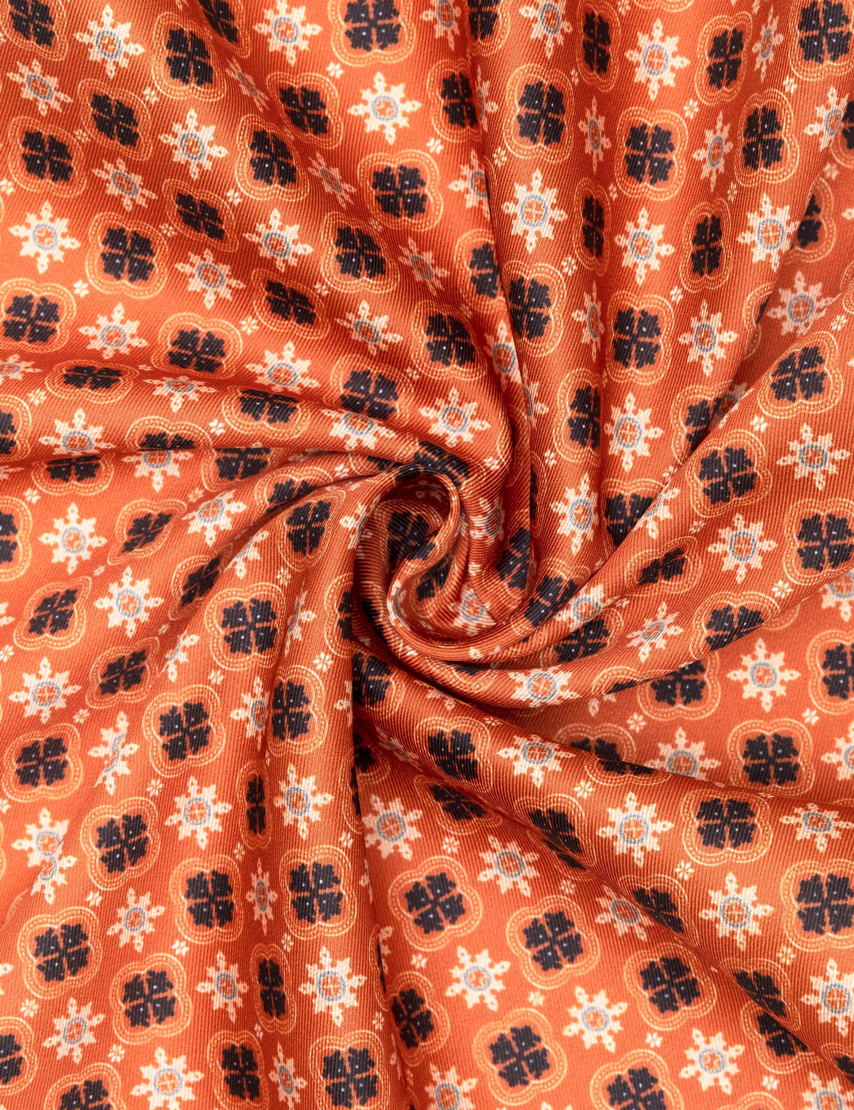 Turuncu Desenli Mendil