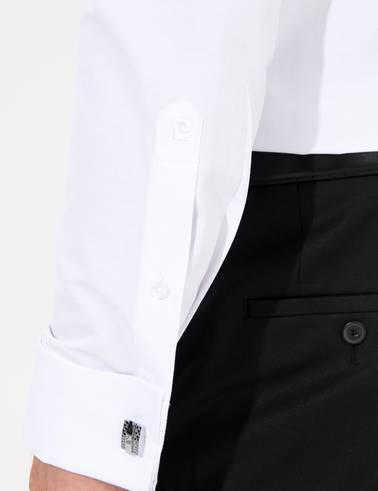 Beyaz Slim Fit Uzun Kollu Basic Gömlek