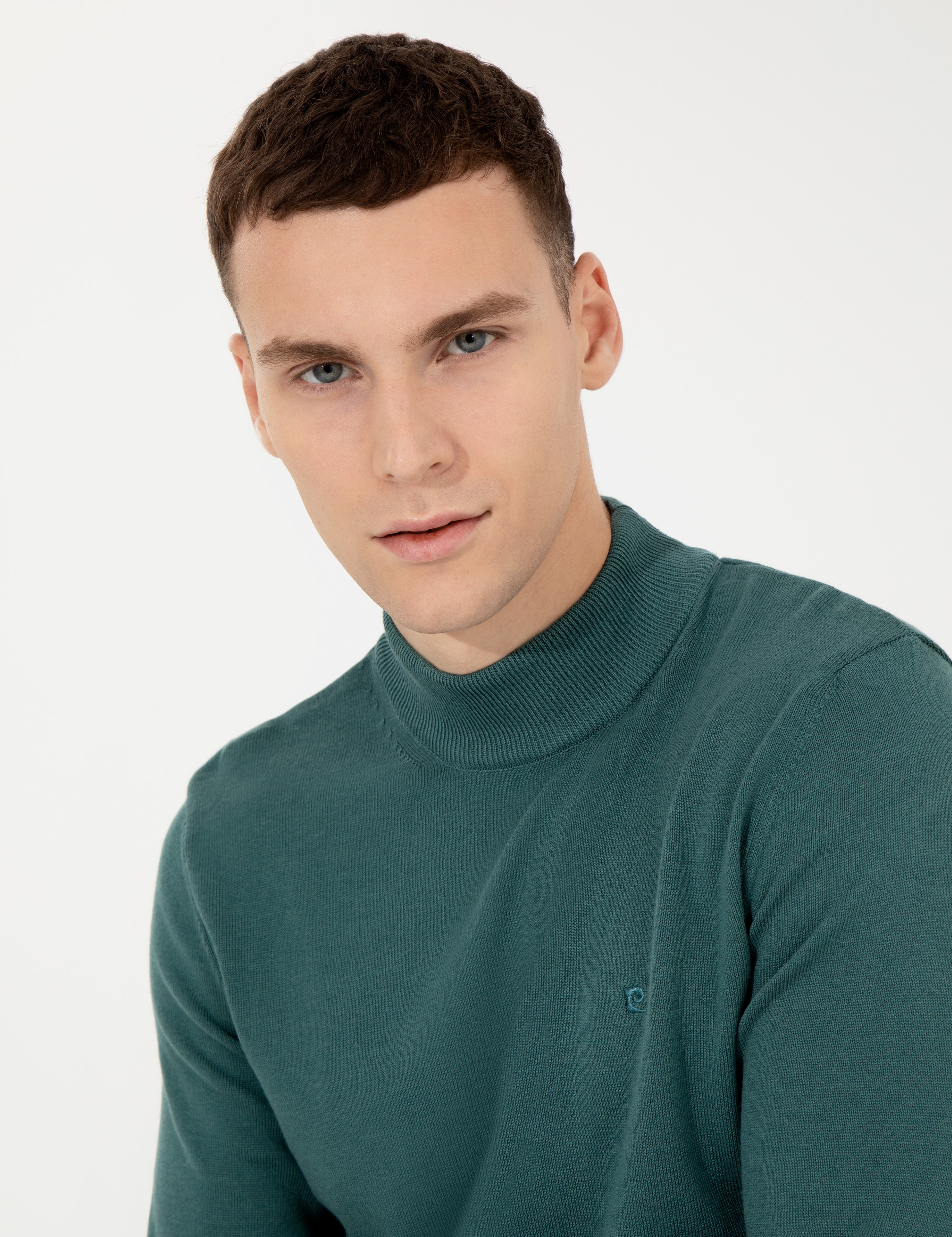 Yeşil Slim Fit Yarım Balıkçı Yaka Basic Triko Kazak - Image 1
