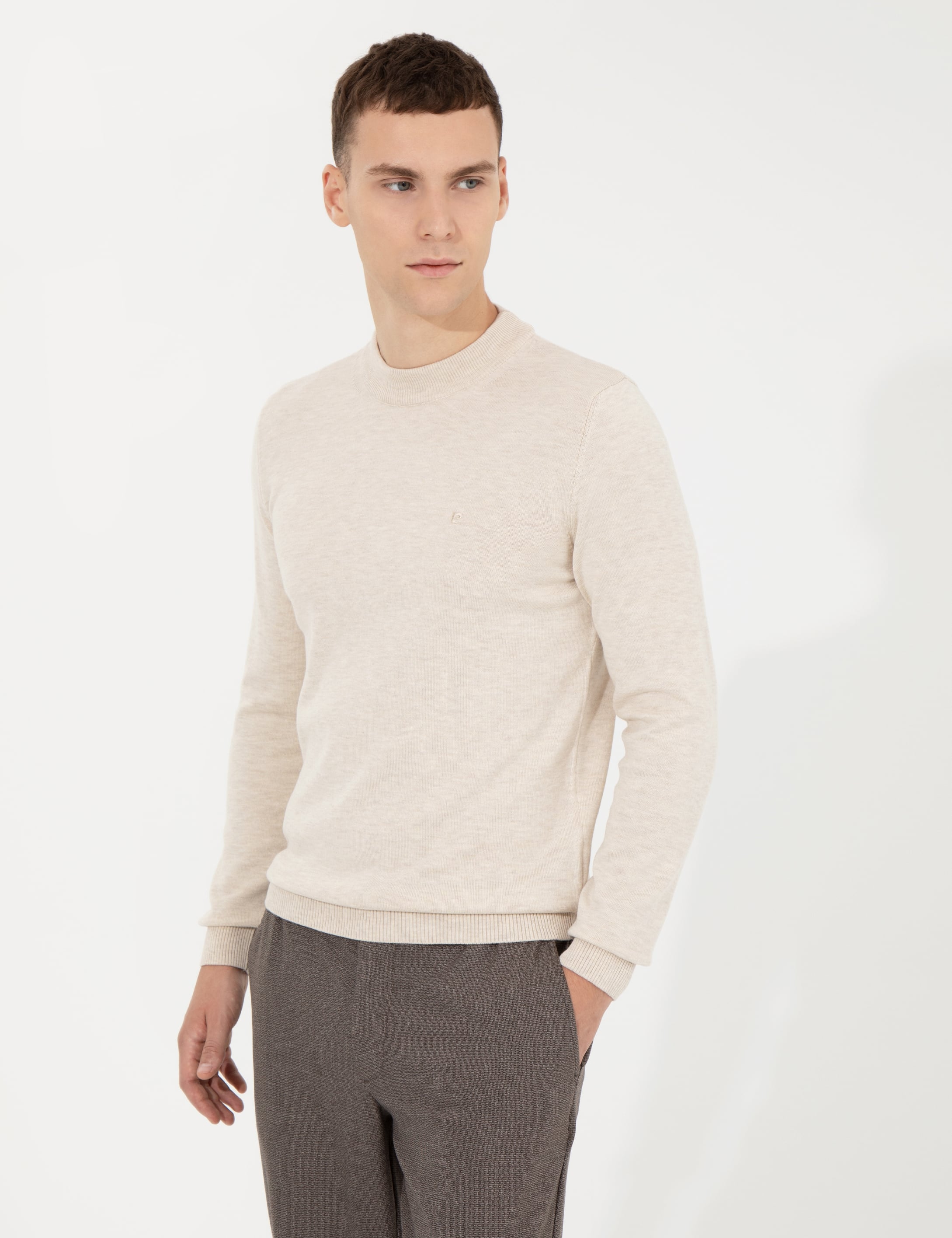 Krem Melanj Slim Fit Çeyrek Yaka Basic Triko Kazak