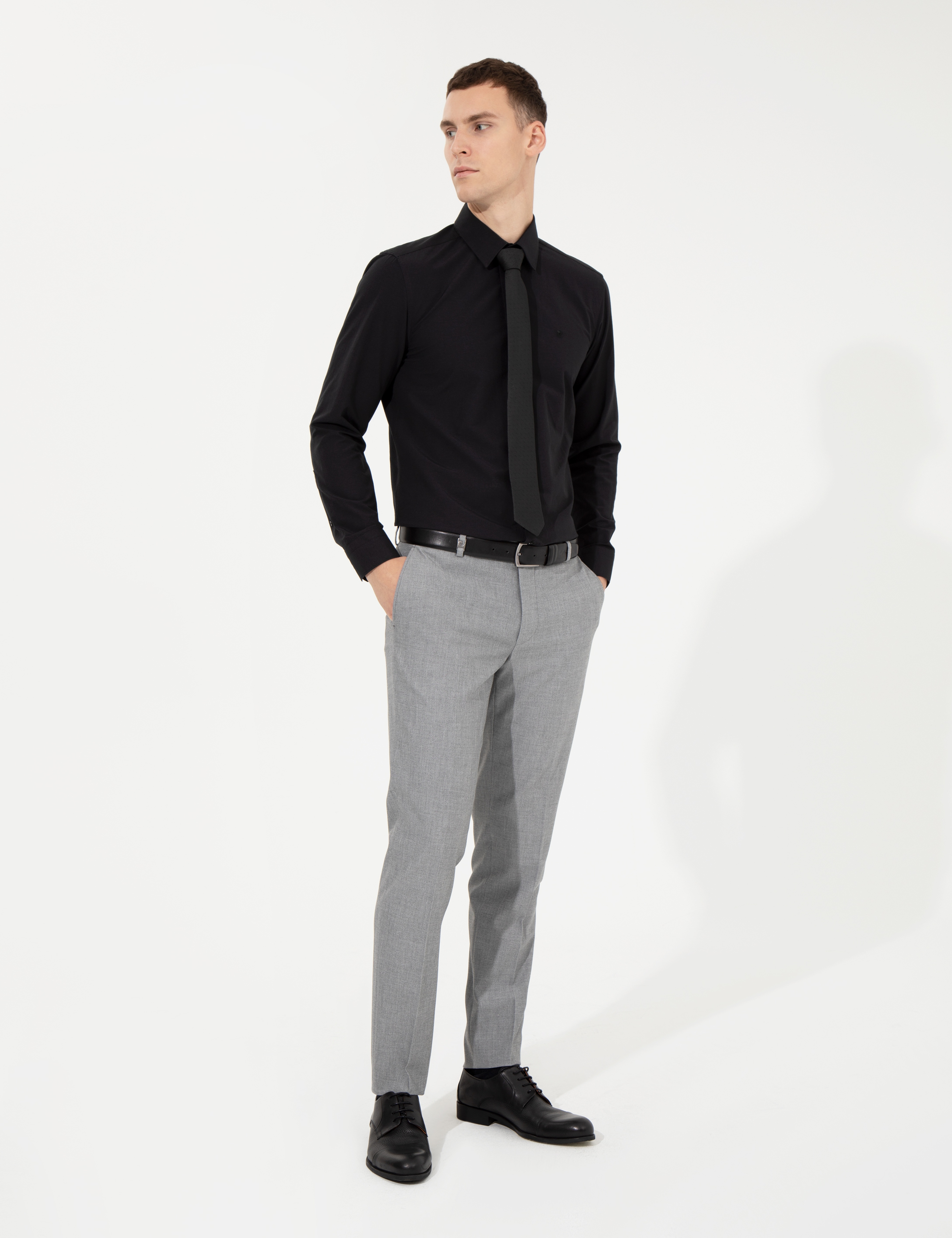 Siyah Slim Fit Uzun Kollu Klasik Gömlek - Image 4