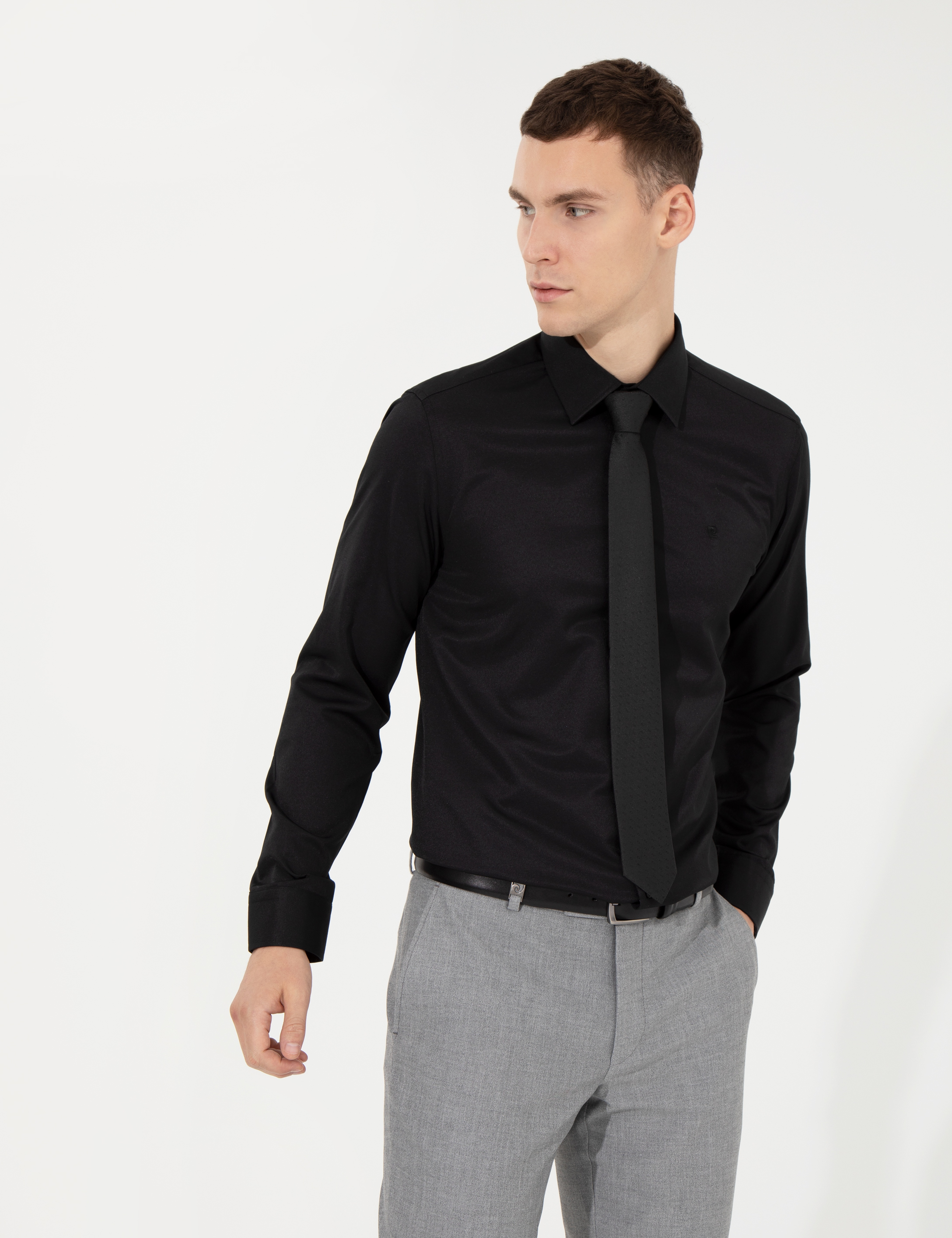 Siyah Slim Fit Uzun Kollu Klasik Gömlek