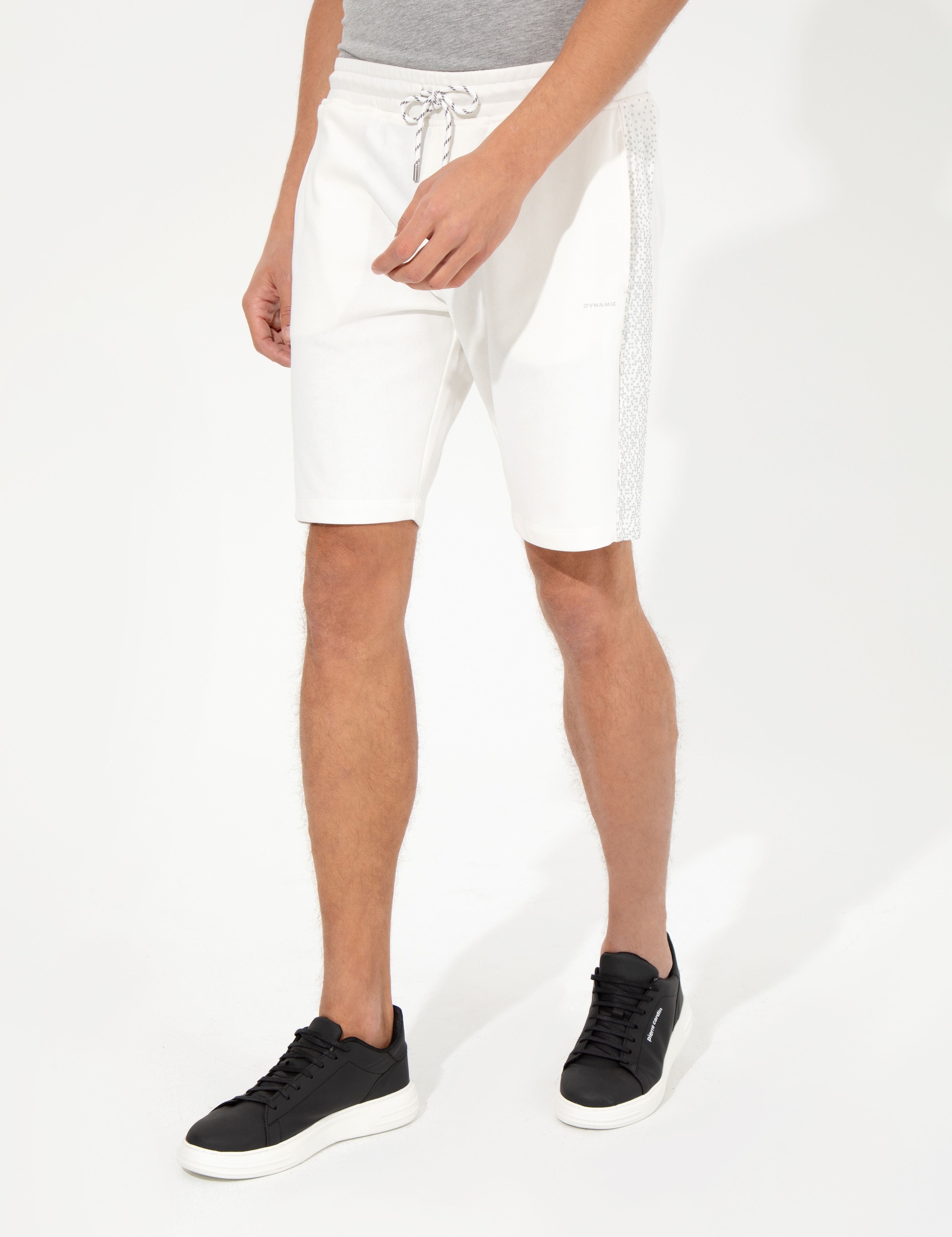 Ekru Slim Fit Örme Şort - Image 2