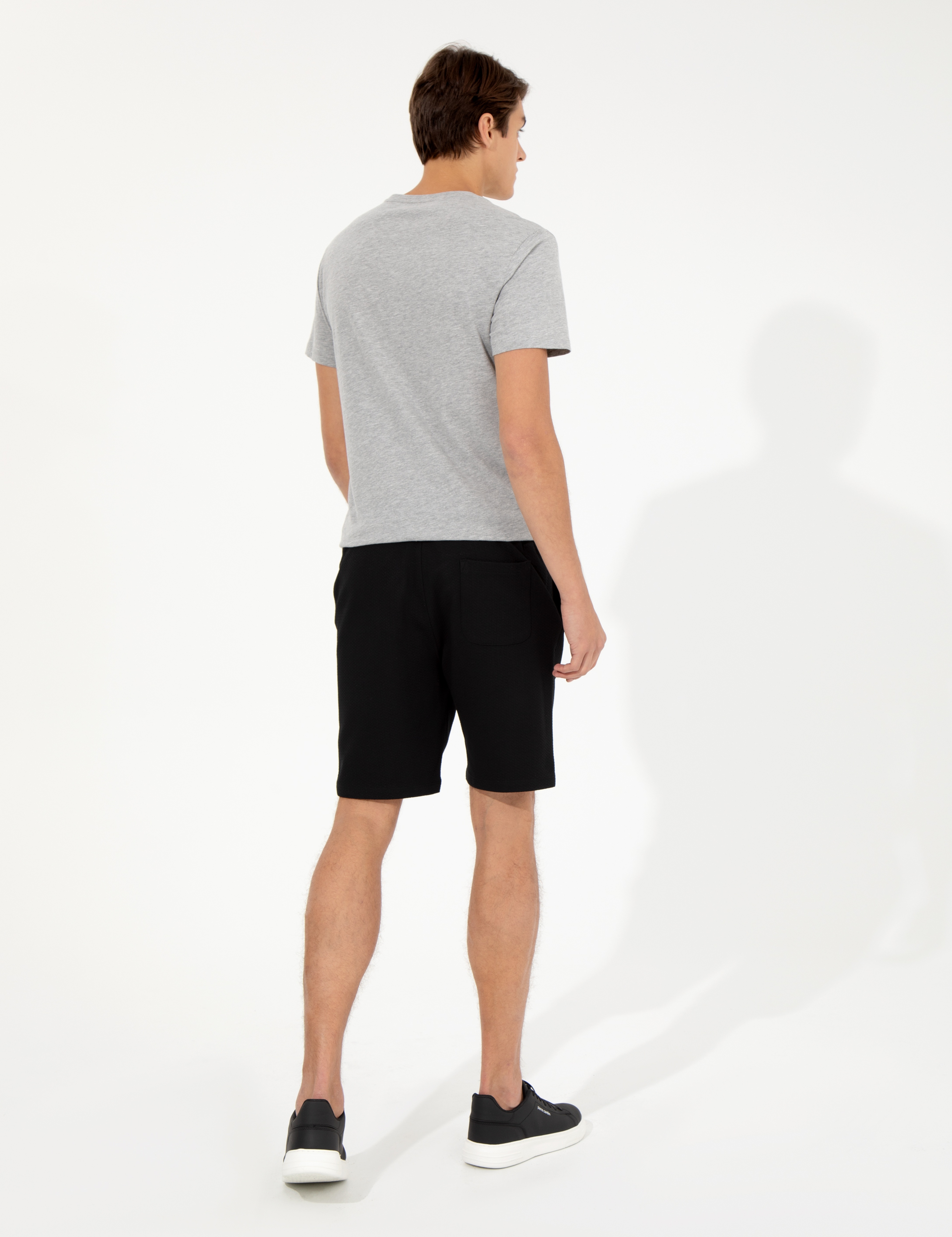 Siyah Regular Fit Örme Şort - Image 4