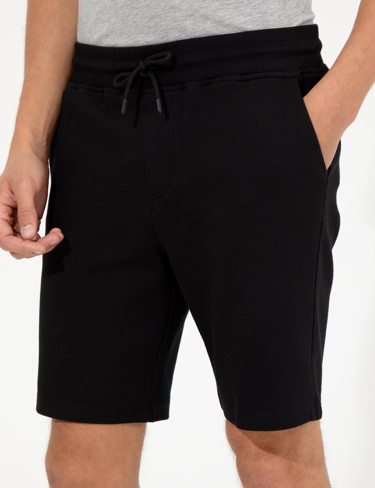 Siyah Regular Fit Örme Şort - 50250978013