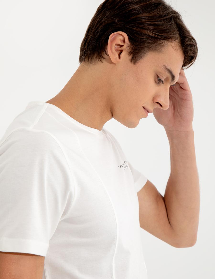 Ekru Slim Fit Bisiklet Yaka Tişört