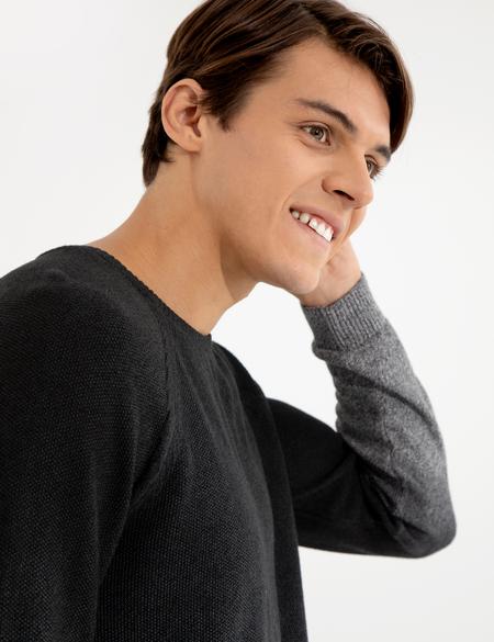 Siyah Slim Fit Bisiklet Yaka Triko Kazak - 50227060036